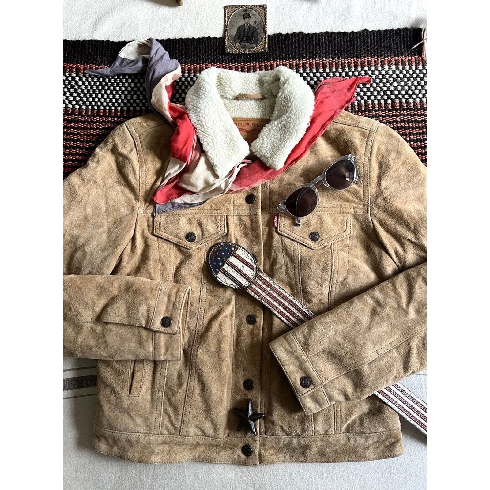 Levi's VINTAGE Levi's Suede Trucker Jacket M Sherpa Fleece Special Ltd Edition Leather LNWOT Beige Women Regular Jacket Mens Womens Size M / US 6-8 / IT 42-44 - 5 Thumbnail