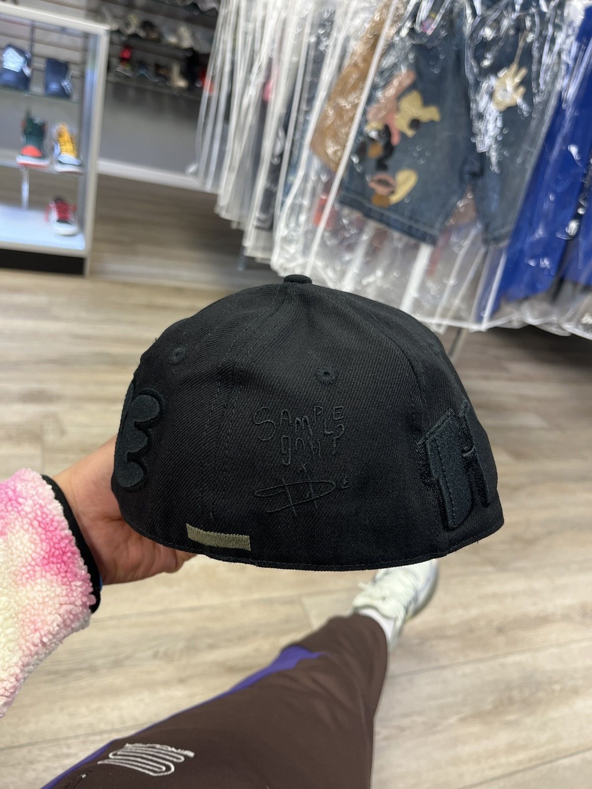Other Sample Hugs Dude Era Glausangeles Fitted size 7 1/8 Size ONE SIZE - 9 Thumbnail