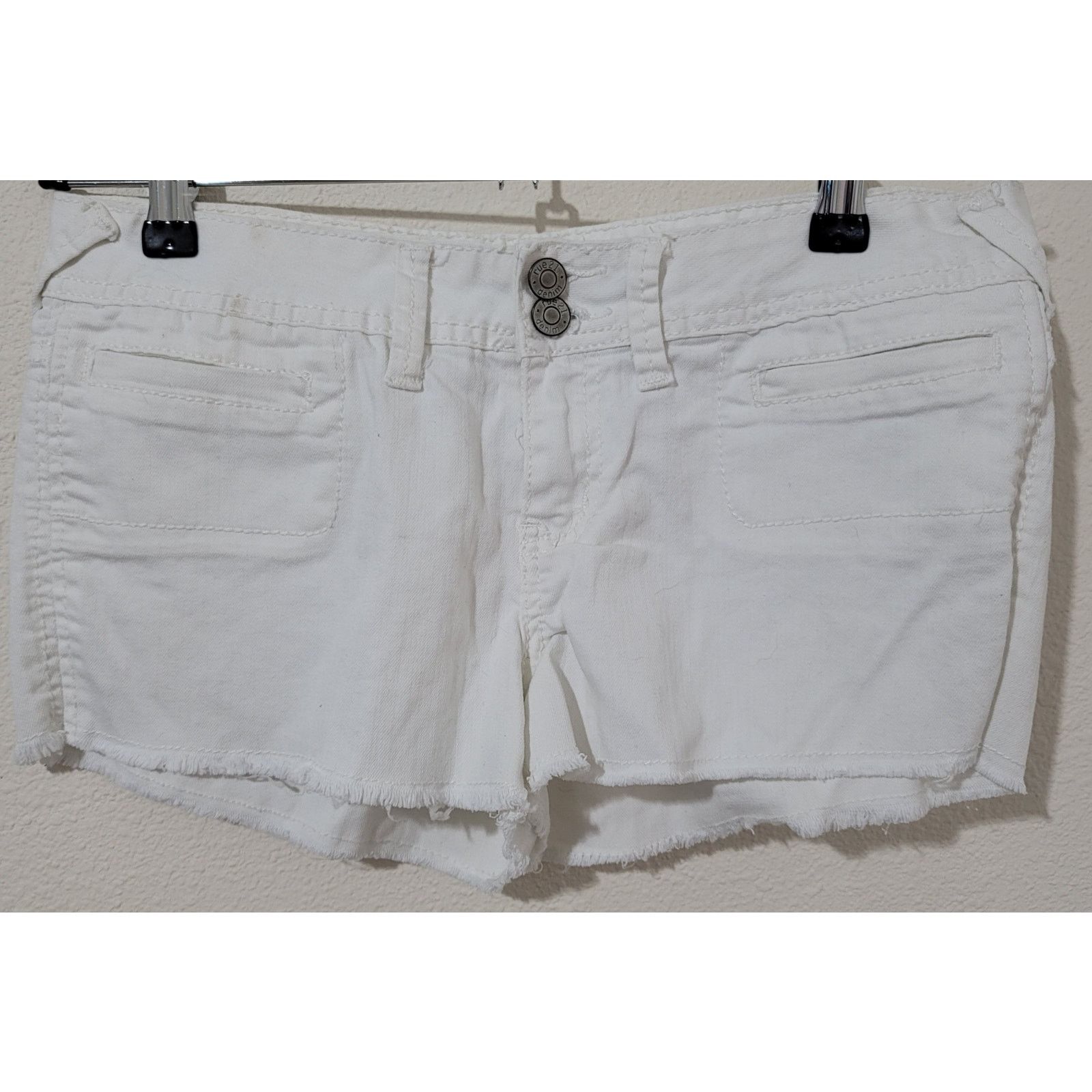 Other Rue 21 White Frayed Hem Women's Shorts 5 / 6 Size 28" / US 6 / IT 42 - 1 Thumbnail