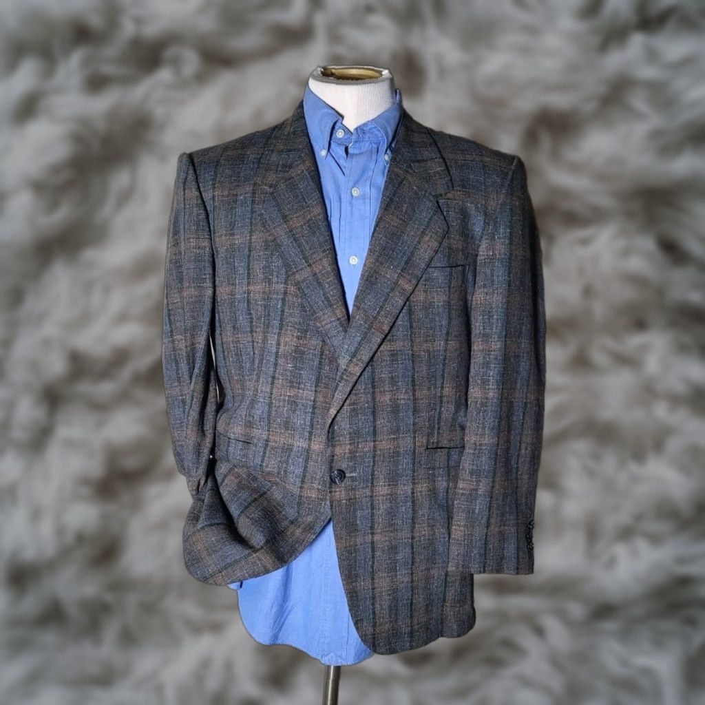 Vintage VINTAGE Fox Bros Sport Coat Blazer Jacket - 80s 40S Wool Tweed Plaid Notch Lapel Single-Breasted 3-Button Inner Pockets Regular Mens Size 40R - 1 Thumbnail