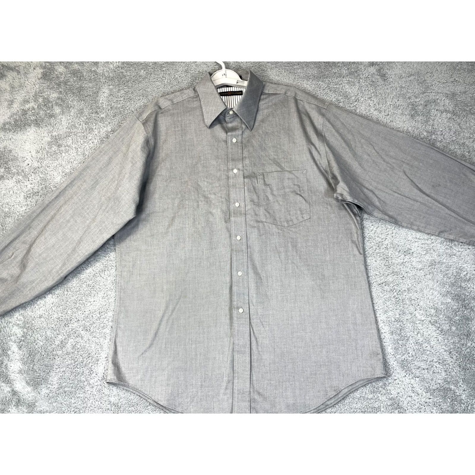Tommy Hilfiger VTG Tommy Hilfiger Shirt Mens Large Gray Traveler TLC Dress Shirt Long Sleeve Check 16.5 36-37 Size US L / EU 52-54 / 3 - 4 Thumbnail