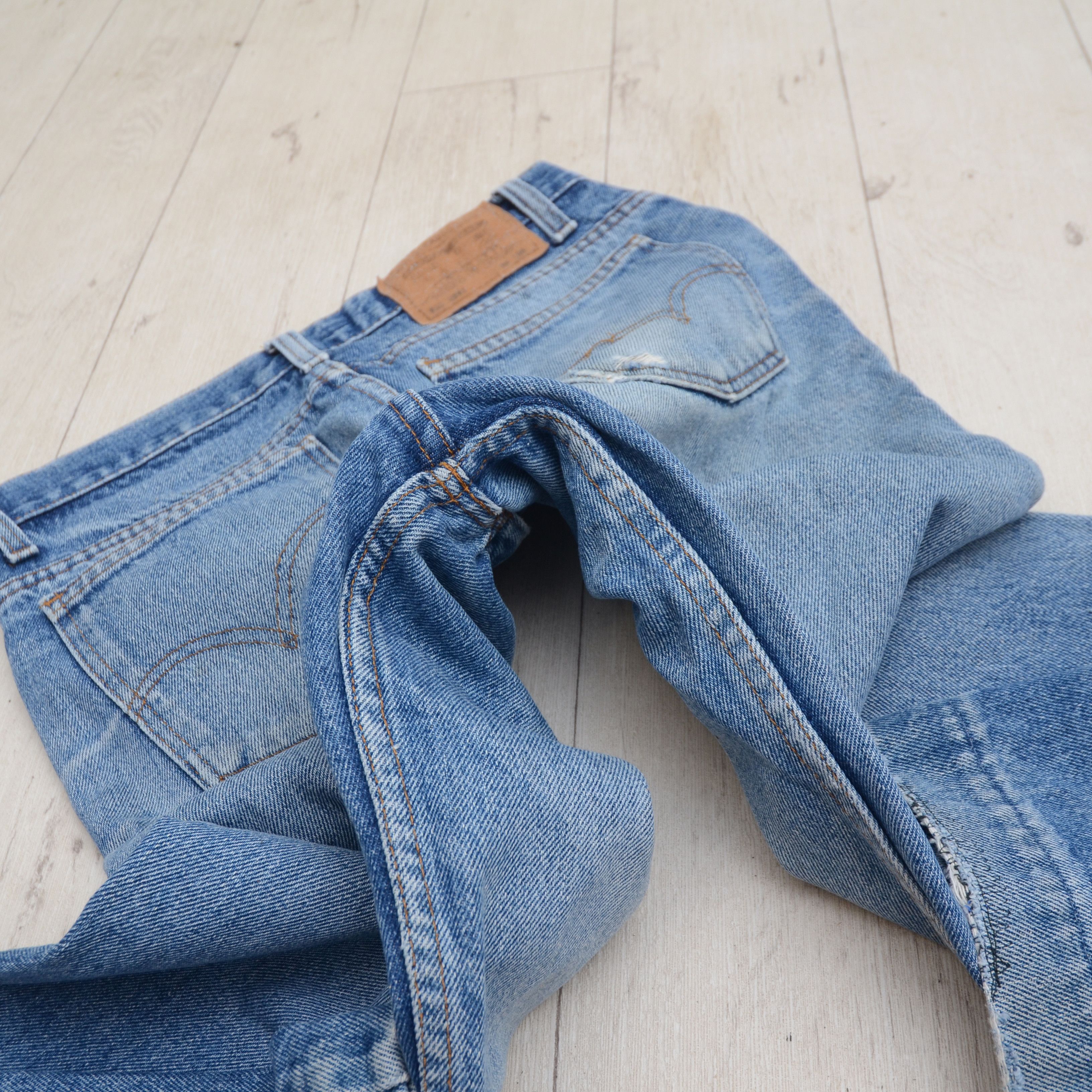 Levi's Vintage Levis Distressed Jeans Orange Tab Boot 80s Y2K Size US 30 / EU 46 - 18 Thumbnail