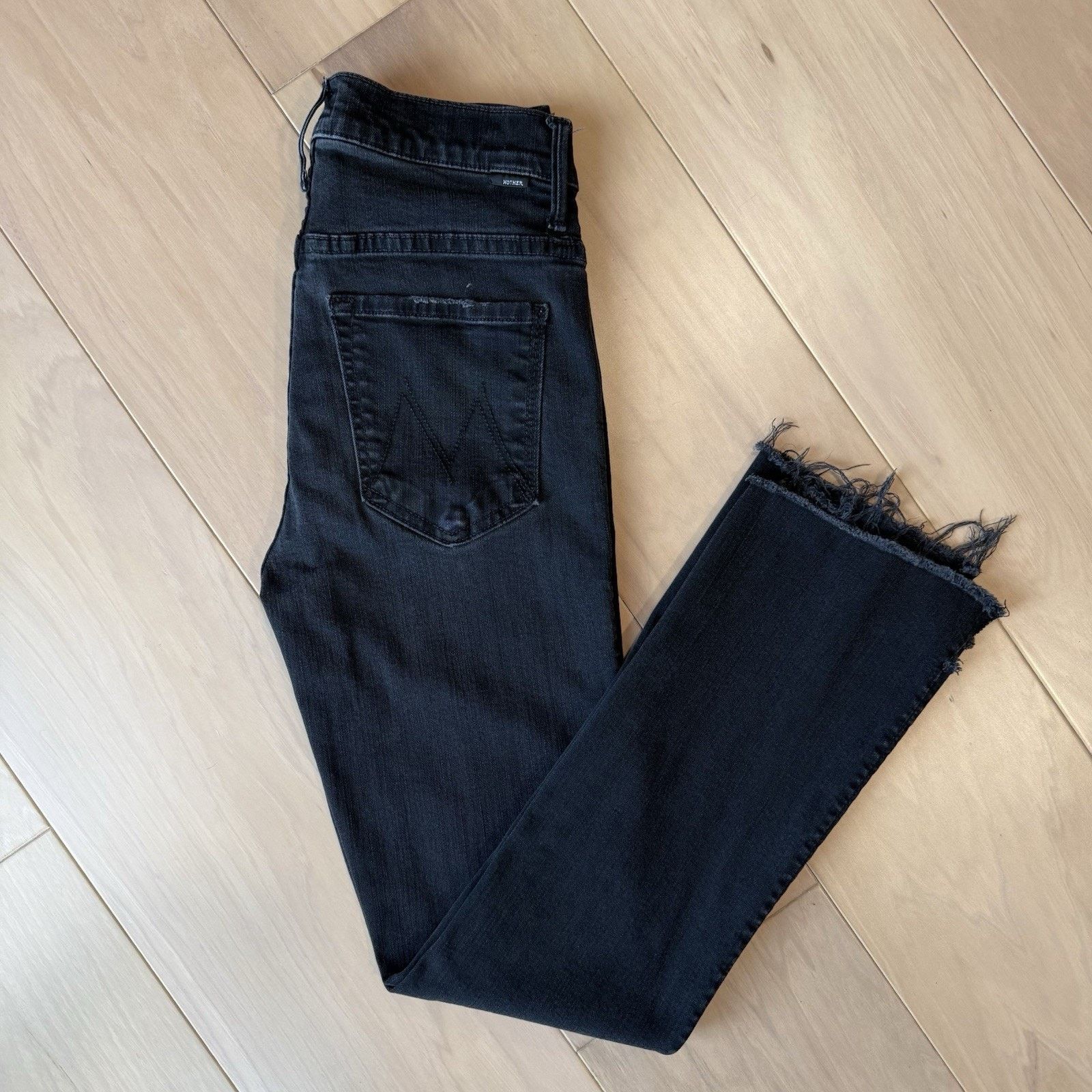 MOTHER Mother Insider Crop Step Fray Jeans Women's 24 Black Boho Size 24" / US 00 / IT 34 - 2 Thumbnail