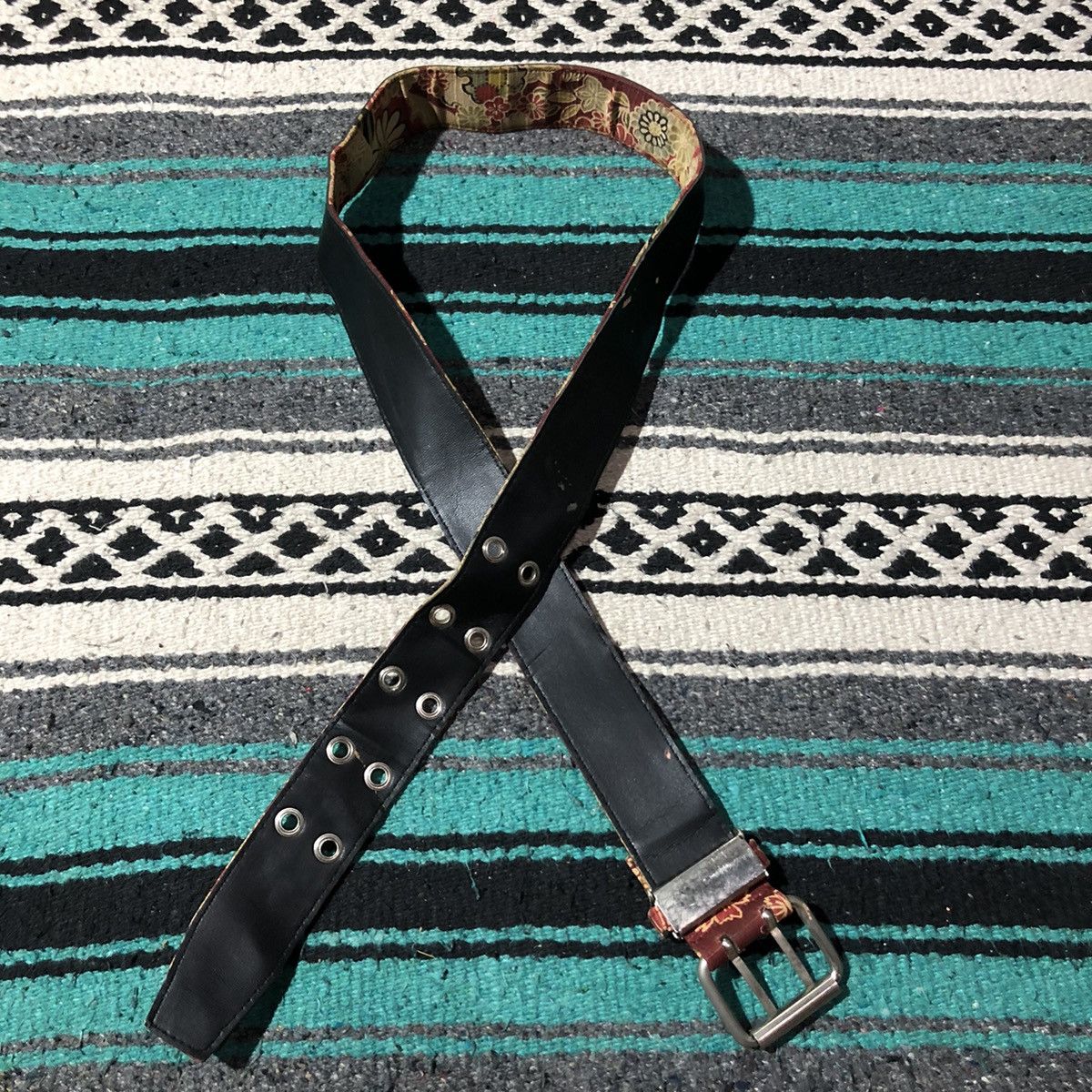If Six Was Nine Unknown - Flower Studded Belts Size ONE SIZE - 5 Thumbnail