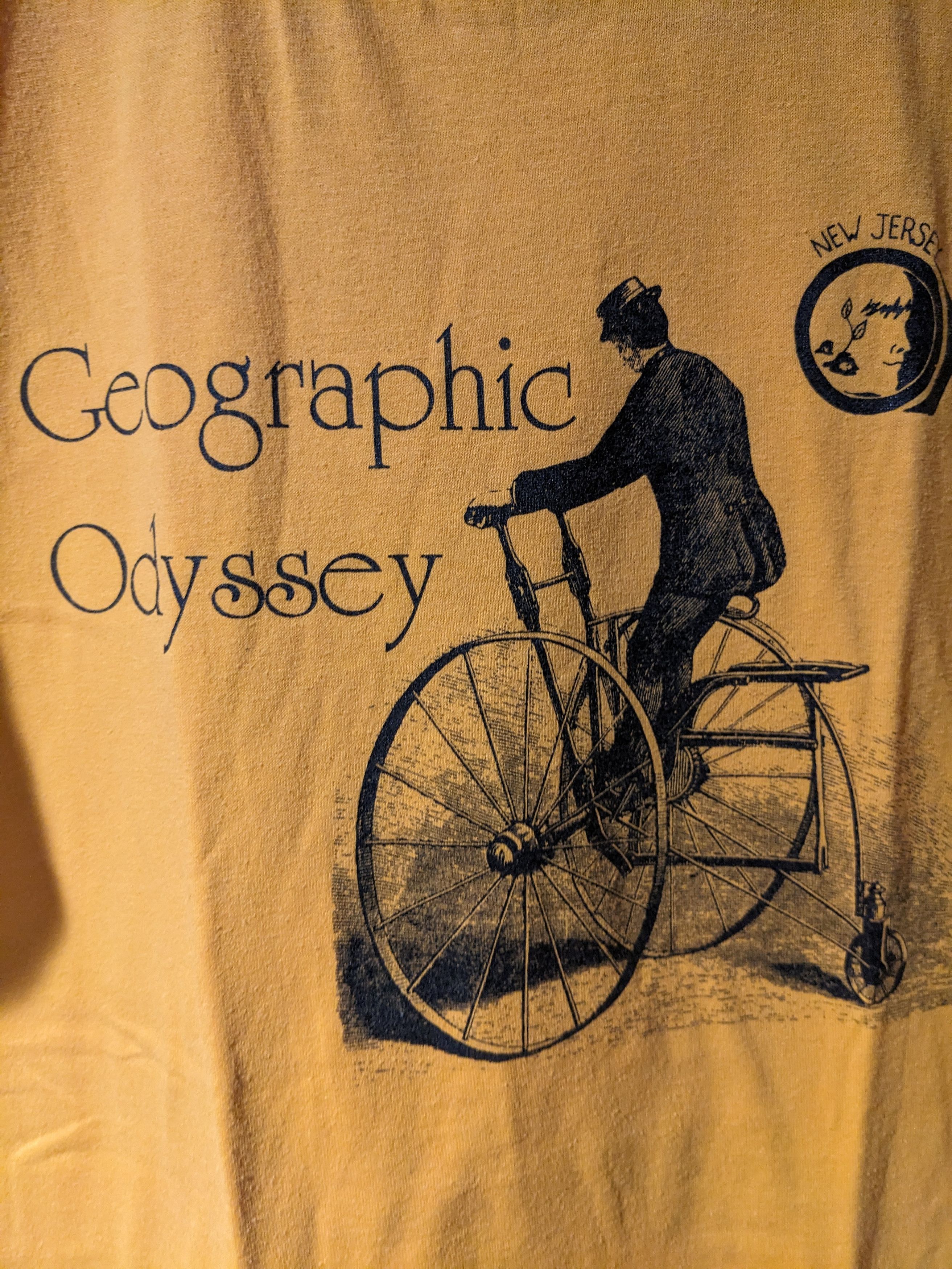 Jerzees × Vintage Vintage 90s Geographic Odyssey Yellow X-Large T-Shirt Size US XL / EU 56 / 4 - 2 Thumbnail