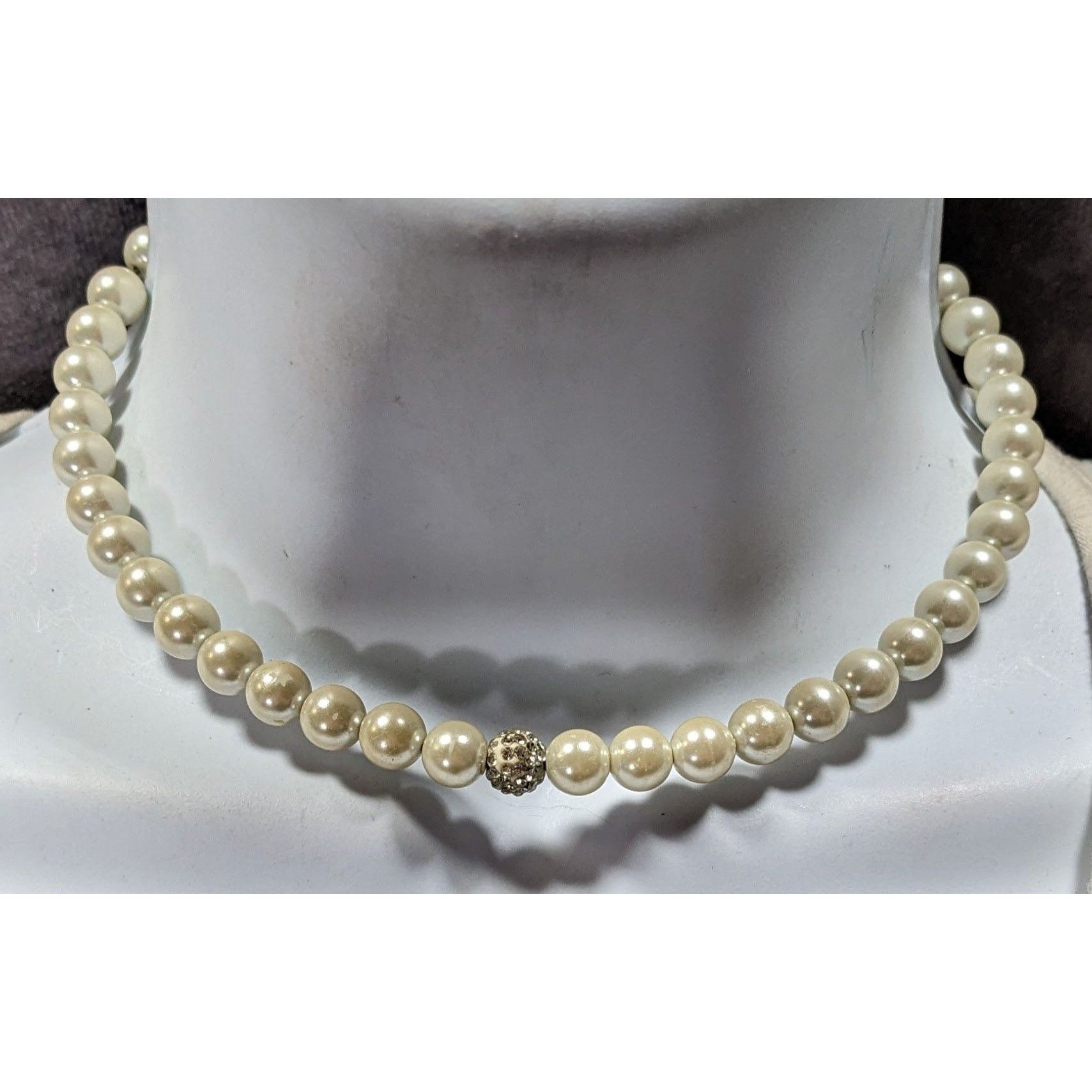 Other Elegant Glam Faux Pearl And Rhinestone Coil Necklace Size ONE SIZE - 2 Thumbnail