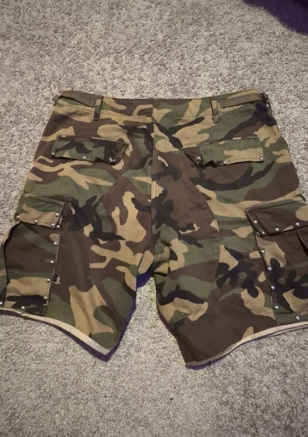 Saint Laurent Paris SS16 Surf Sound studded camo shorts Size US 34 / EU 50 - 2 Thumbnail