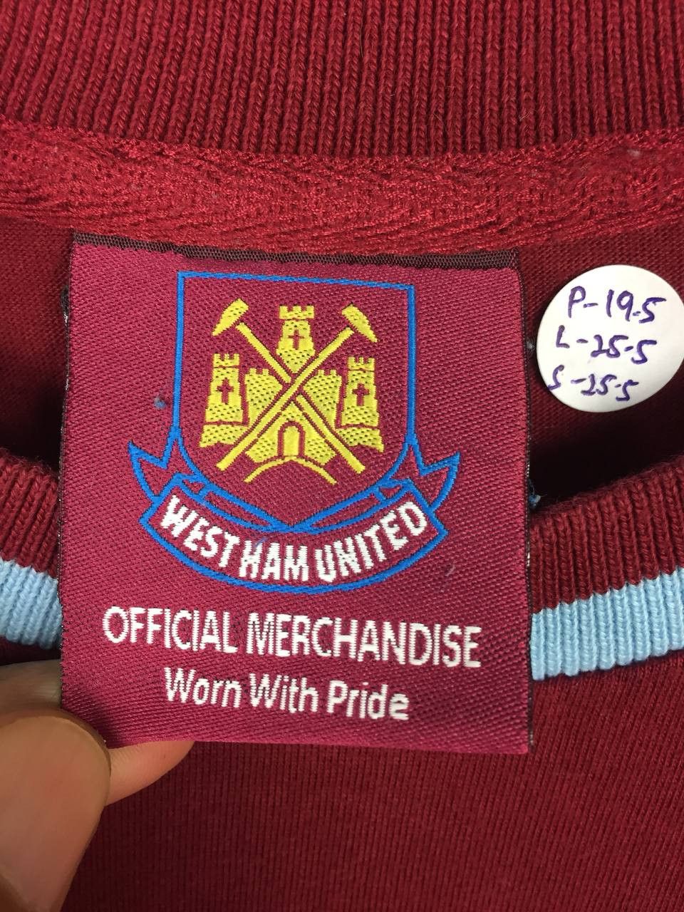 Vintage Official Merchandise West Ham United FC Longsleeve Tee Size US S / EU 44-46 / 1 - 9 Thumbnail