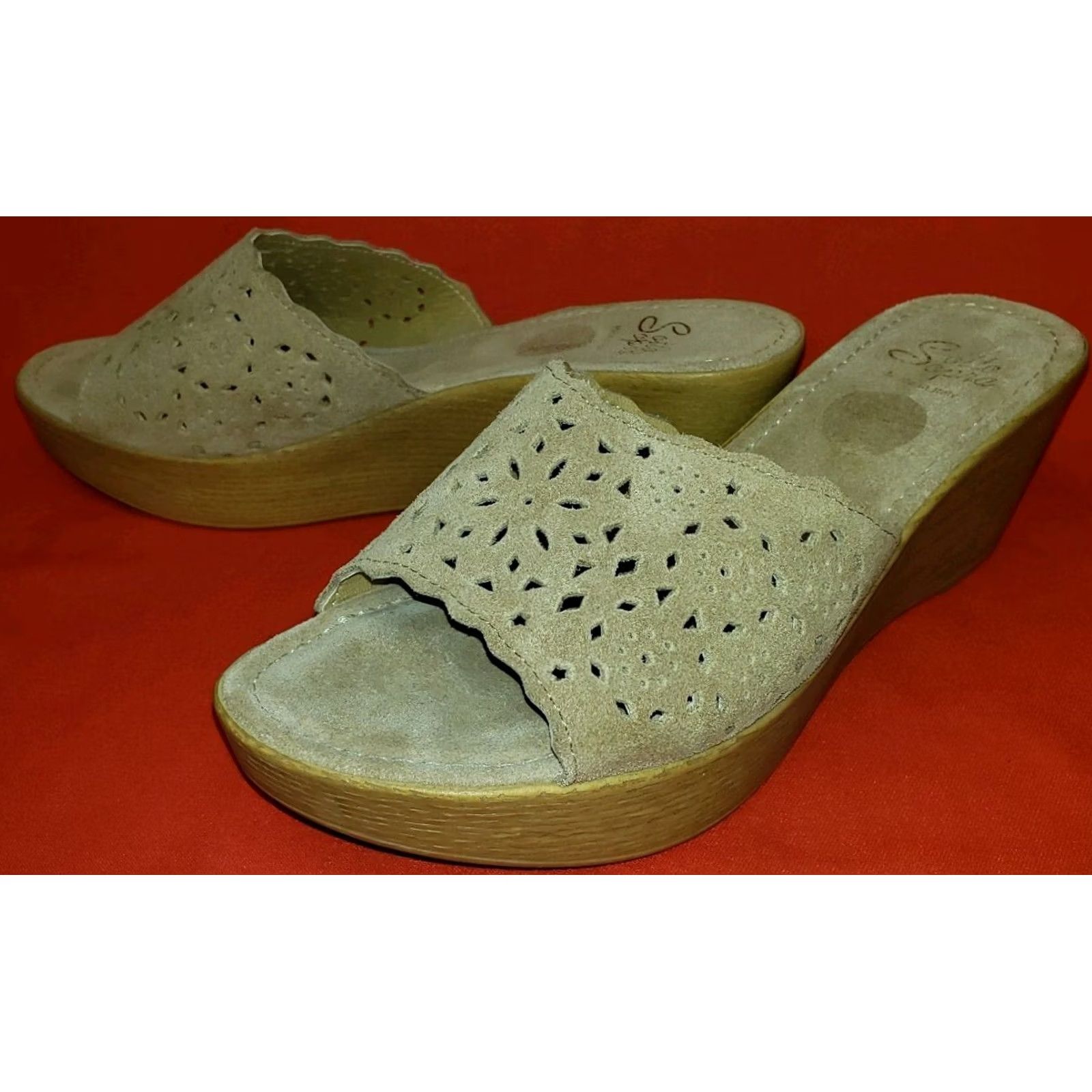 Vintage Sotto Sopra Slide Wedge Sandals Women's Beige Suede Perforated Crossover 7.5M Size US 8 / IT 38 - 4 Thumbnail