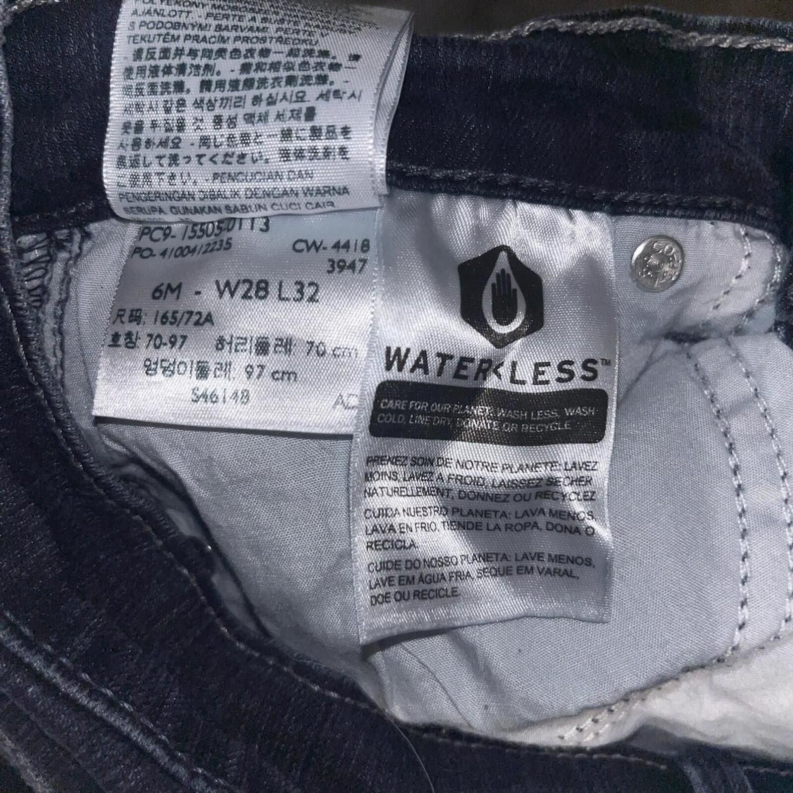 Levi's Levi 505 Women's Mid Rise Straight Dark Washed Jeans 6 28x32 Size 28" / US 6 / IT 42 - 6 Thumbnail