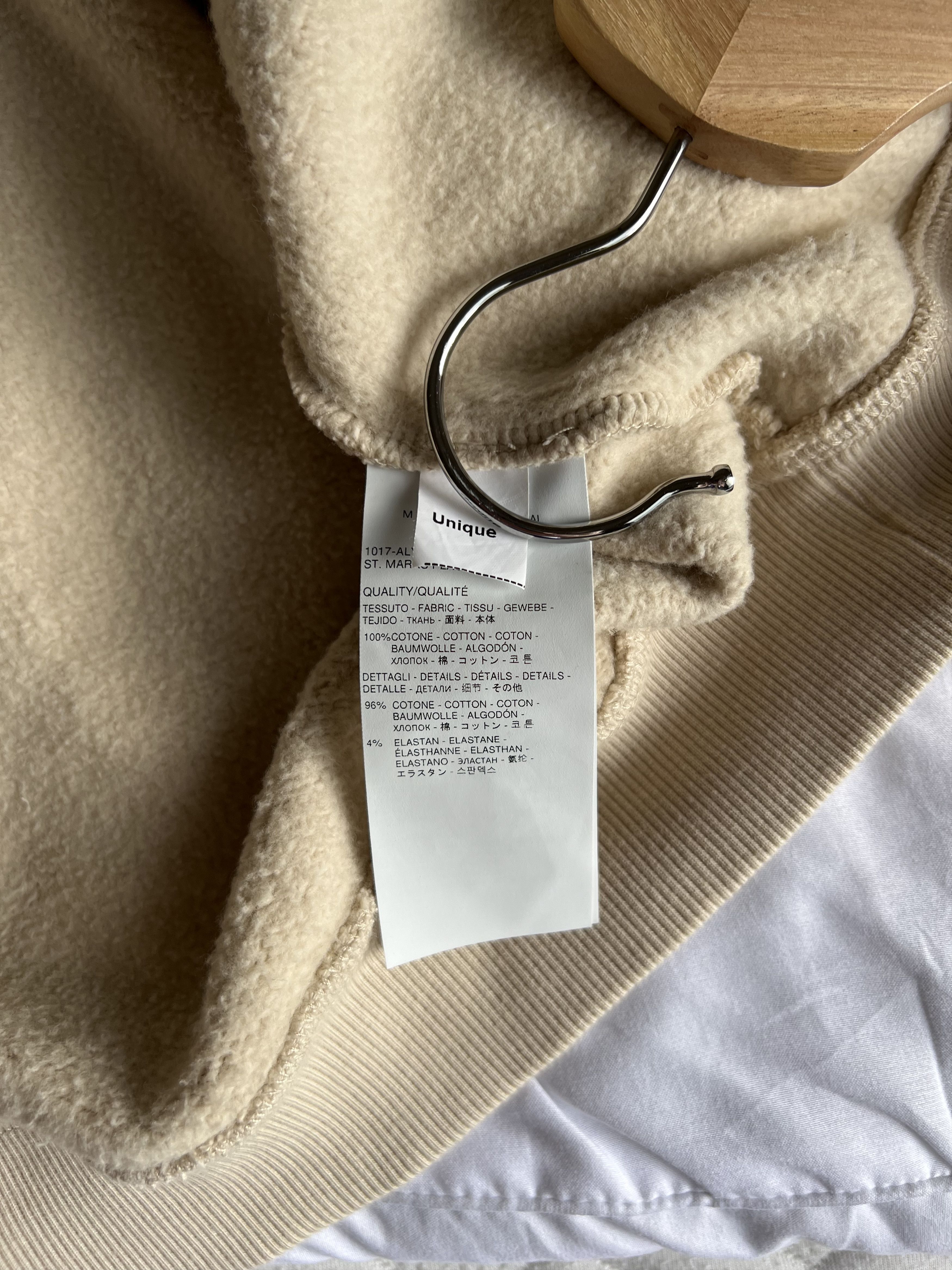 1017 ALYX 9SM 1017 Alyx 9SM Raw Cut Oversized Hoodie in Cream Size US XXL / EU 58 / 5 - 10 Thumbnail