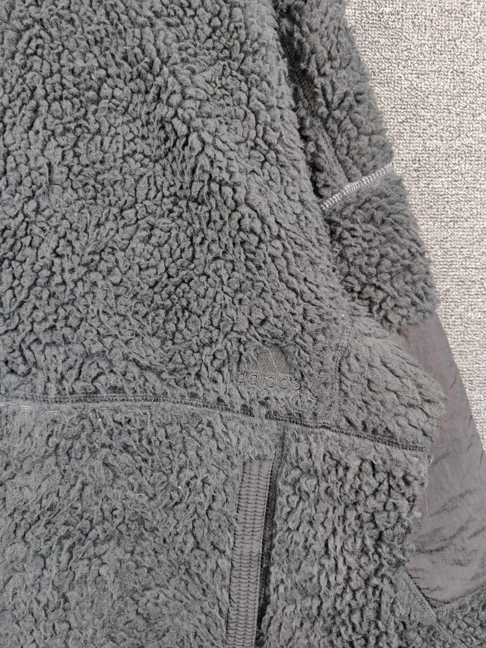 Adidas Vintage Adidas Three Stripes Sherpa Fleece Jacket Size US L / EU 52-54 / 3 - 9 Thumbnail