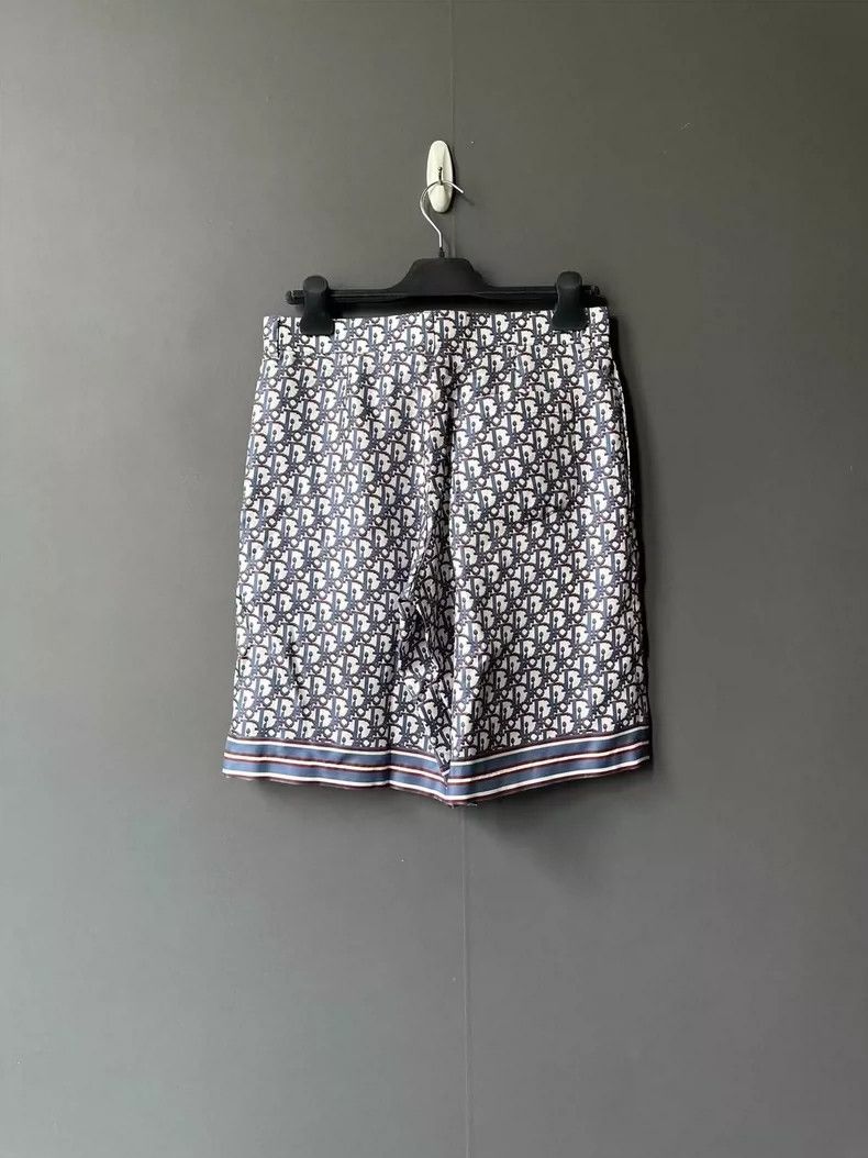 Dior Dior Full-print shorts Size US 30 / EU 46 - 2 Thumbnail
