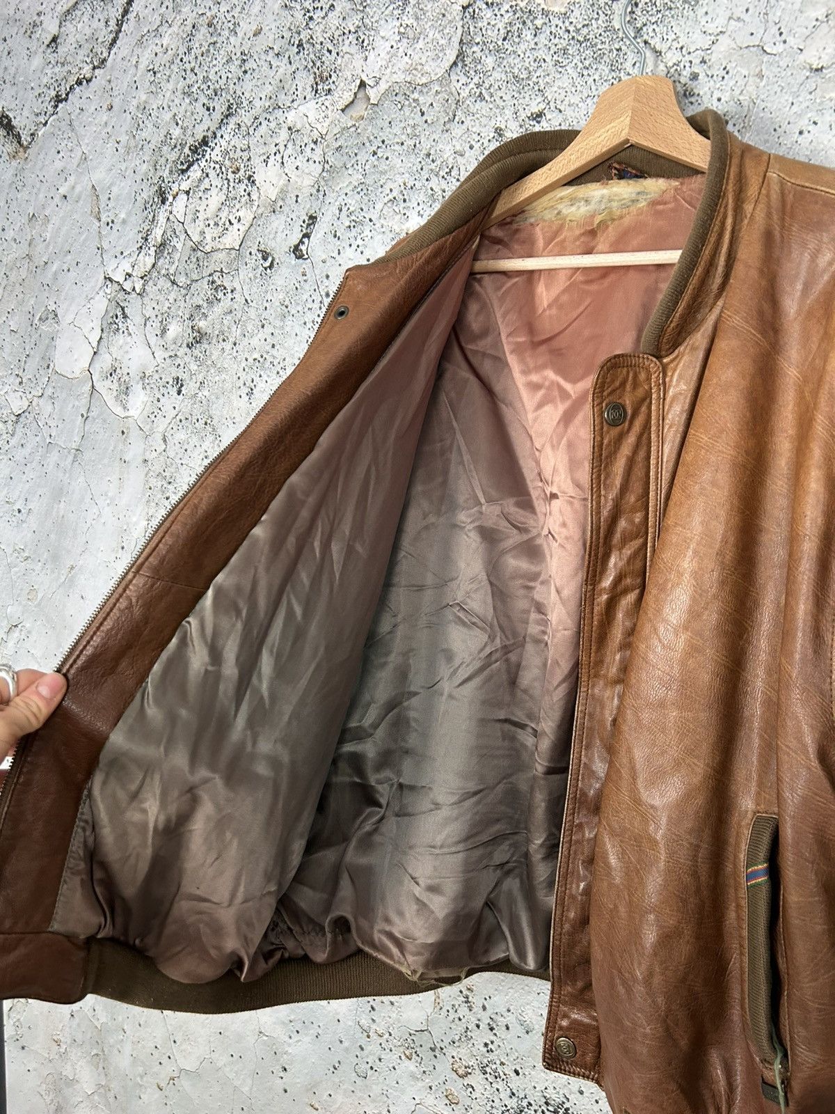 Genuine Leather Vintage Brown Leather Bomber Jacket Avant Garde Boxy 90s Size US L / EU 52-54 / 3 - 7 Thumbnail
