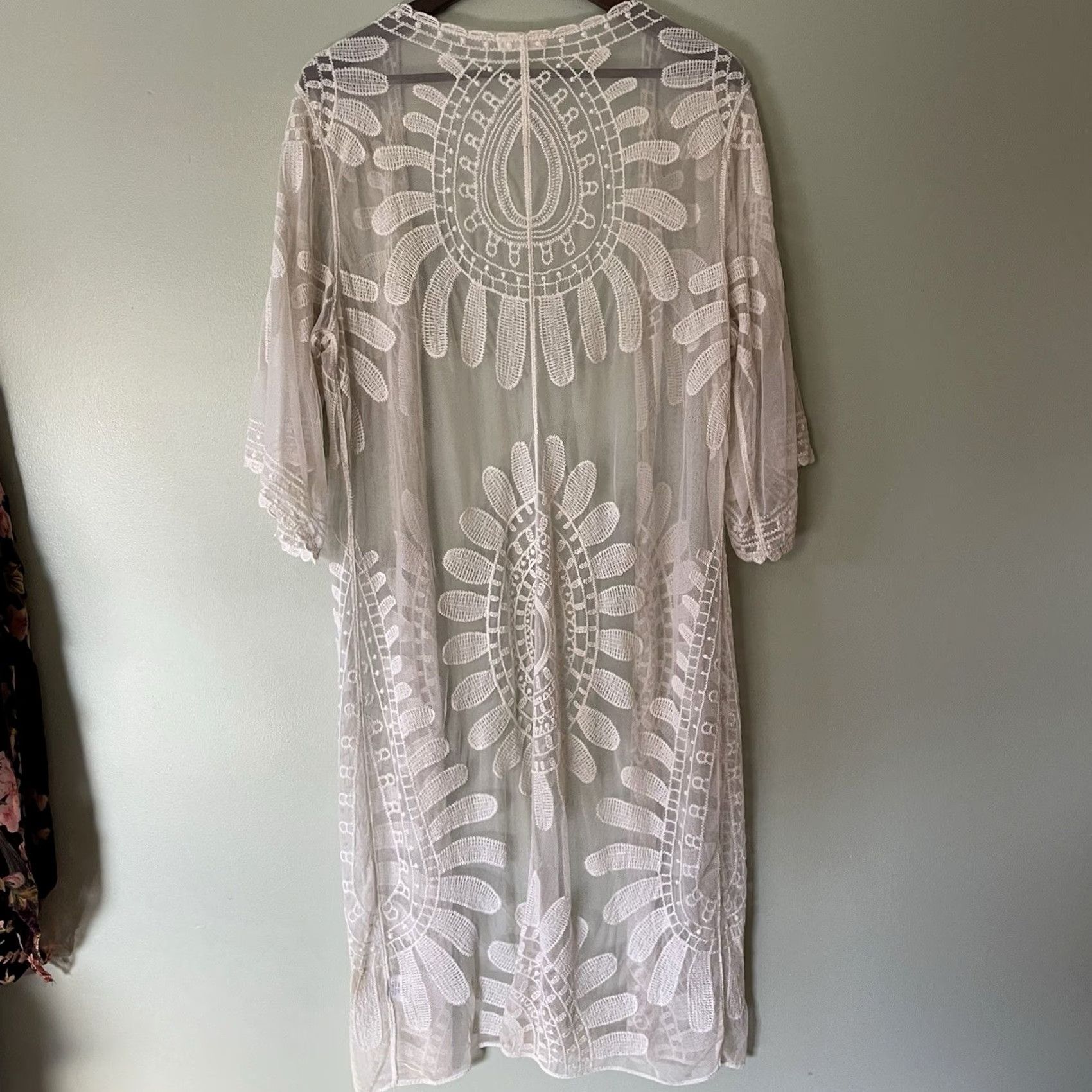 Vintage VINTAGE Rebellion Again Cream Embroidered Sheer Lace Duster Kimono M Women's Shirt? Size M / US 6-8 / IT 42-44 - 5 Thumbnail