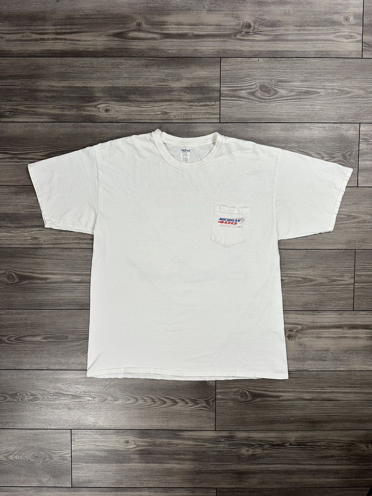 NASCAR Vintage Y2K Michigan 400 Nascar Pocket T Shirt Size US XL / EU 56 / 4 - 1 Thumbnail
