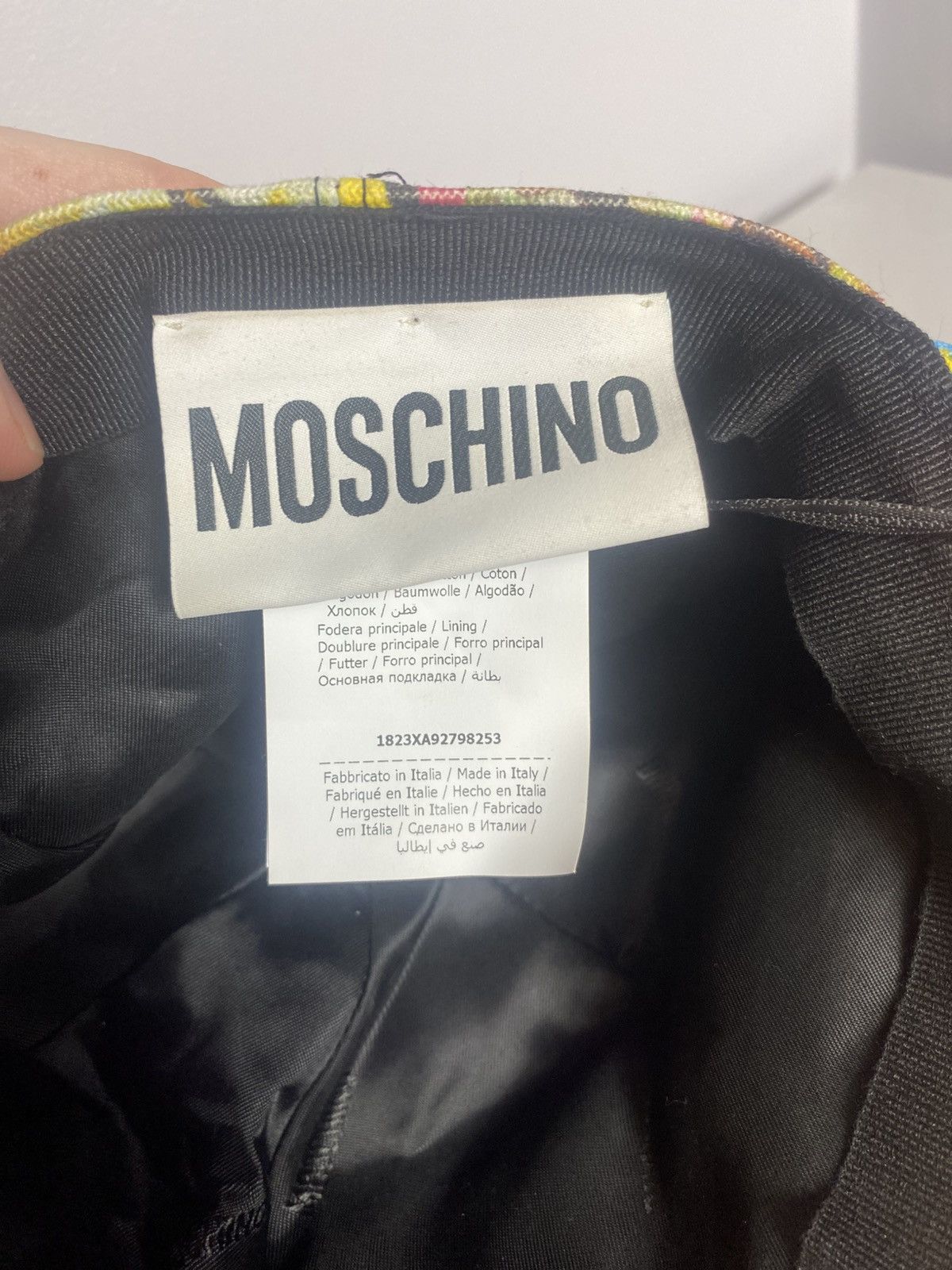Moschino Moschino pop cap hat with colo pop art print new with rafa Size ONE SIZE - 6 Thumbnail