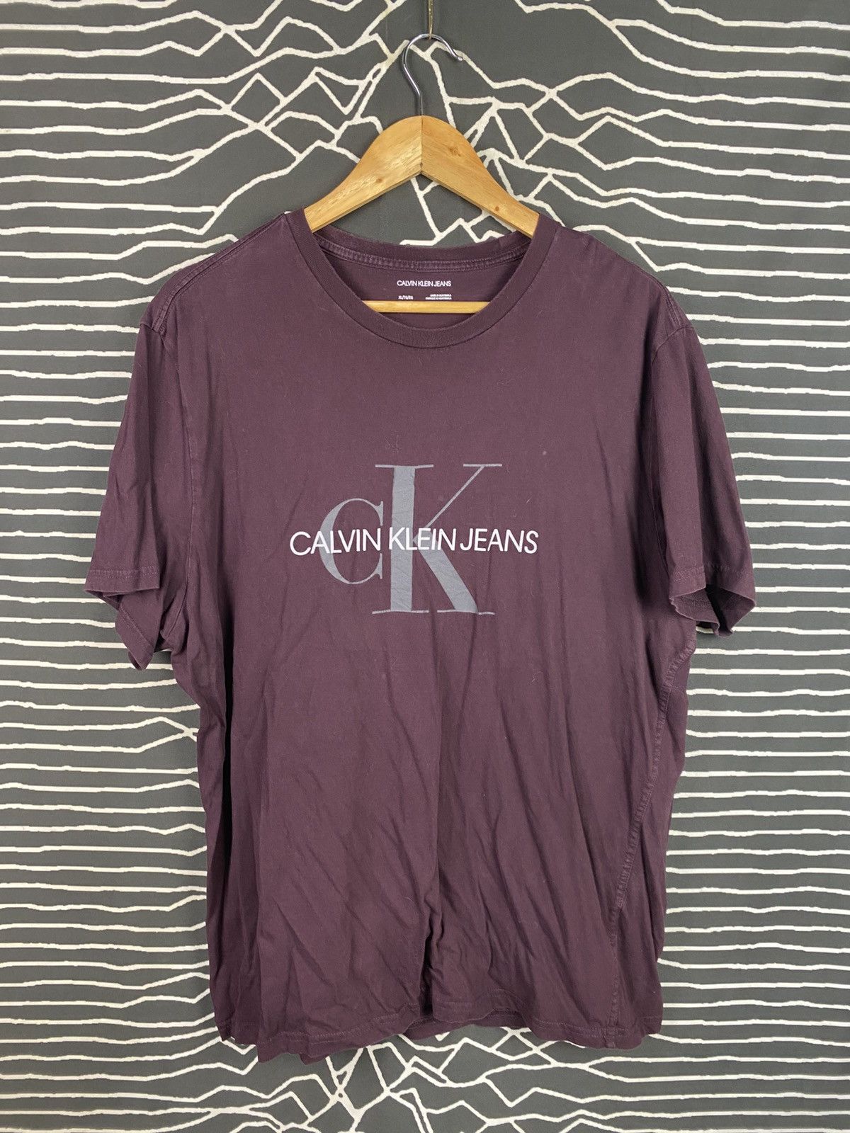 Calvin Klein × Designer Calvin Klien Jeans Spell out Tee Size US XL / EU 56 / 4 - 1 Thumbnail