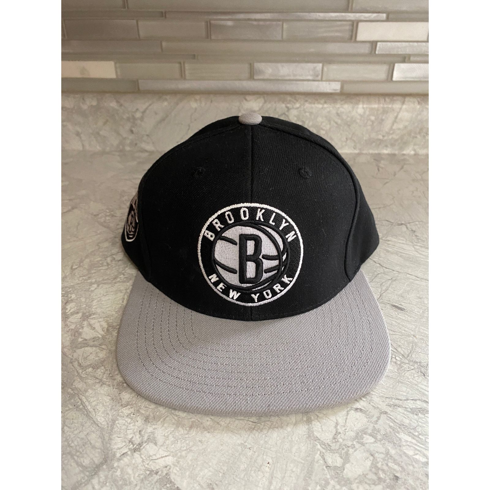 Mitchell & Ness NWOT Brooklyn Nets Mitchell & Ness Snapback Hat Size ONE SIZE - 2 Thumbnail