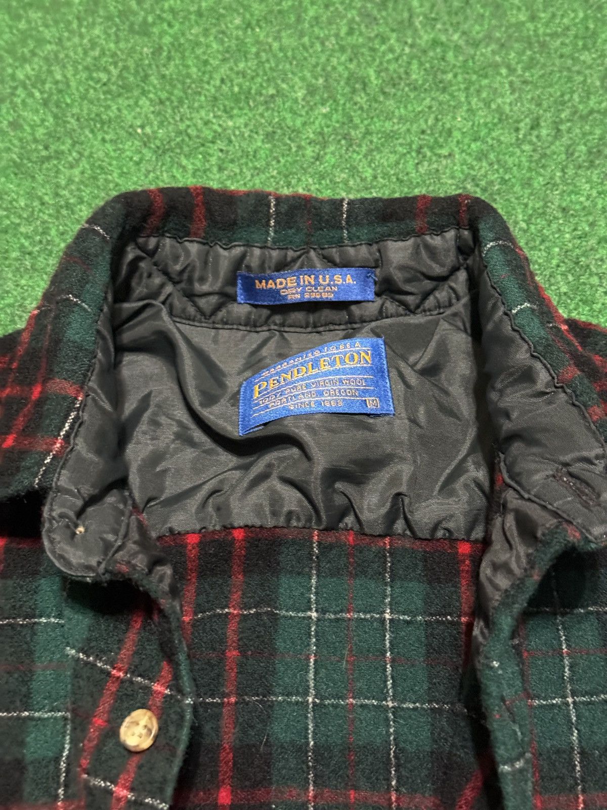 Pendleton Vintage Pendleton 90s Wool Medium Plaid Flannel Dress Shirt Size US M / EU 48-50 / 2 - 4 Thumbnail