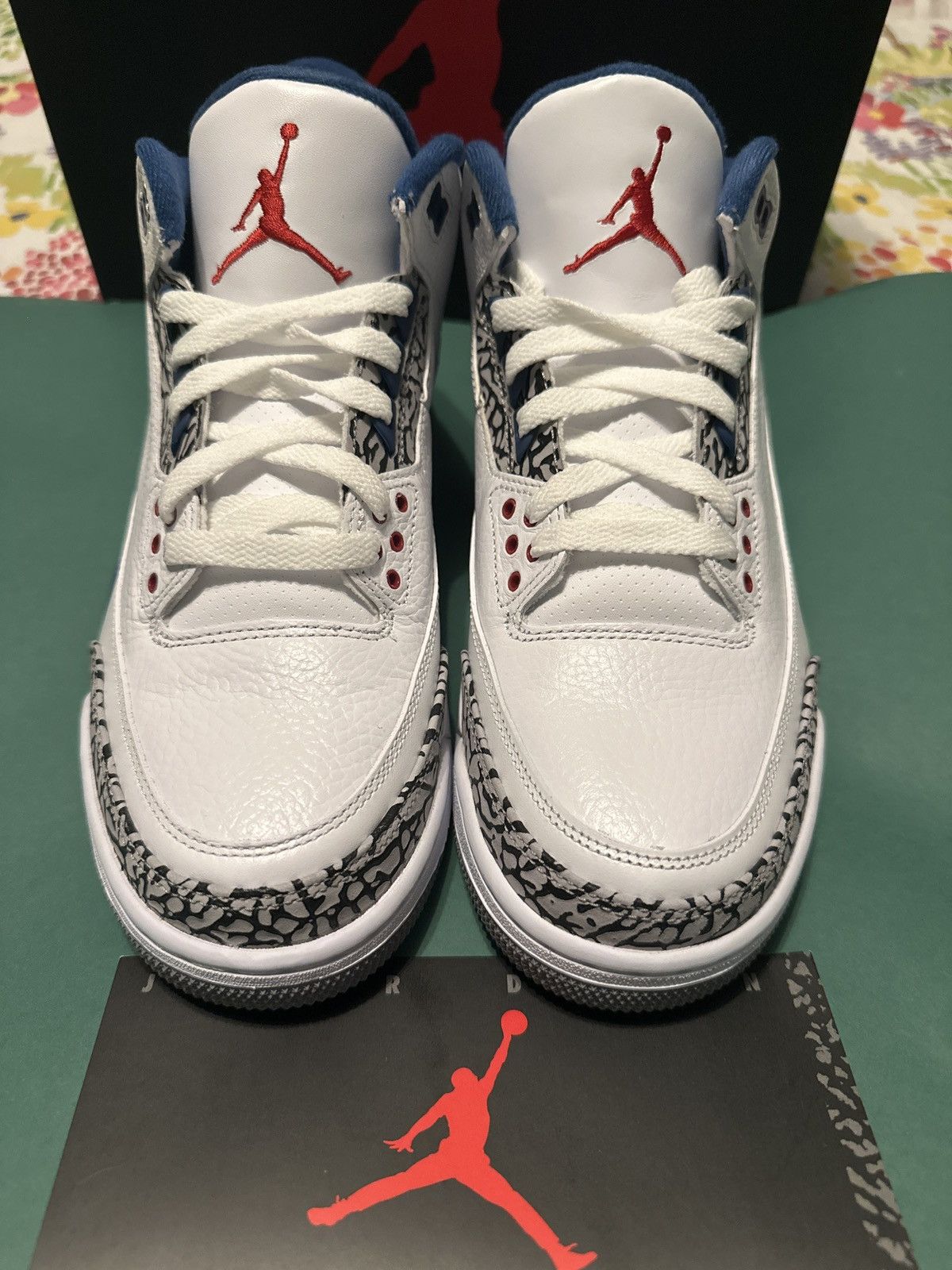Jordan Brand Air Jordan 3 Retro ‘True Blue’ 2011 Size US 10 / EU 43 - 3 Thumbnail