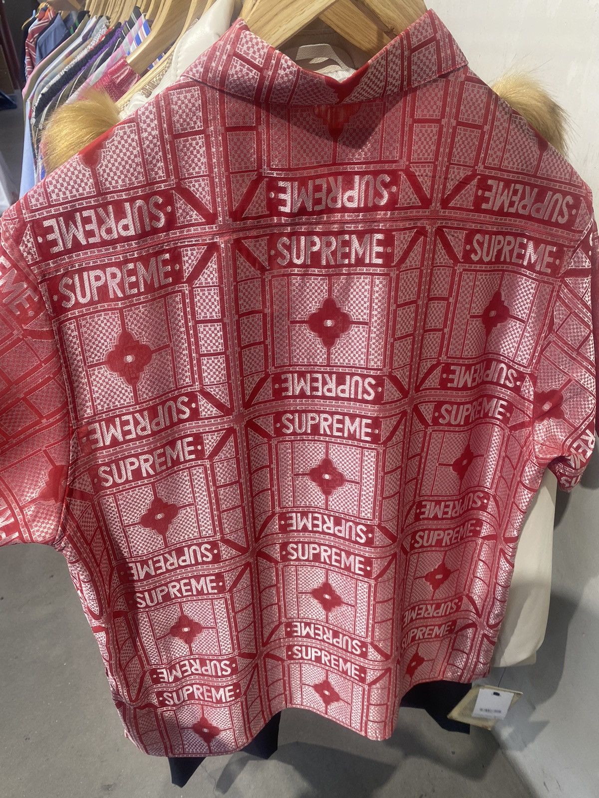 Supreme Supreme Tray Jacquard S/S Shirt size Large Size US L / EU 52-54 / 3 - 3 Thumbnail