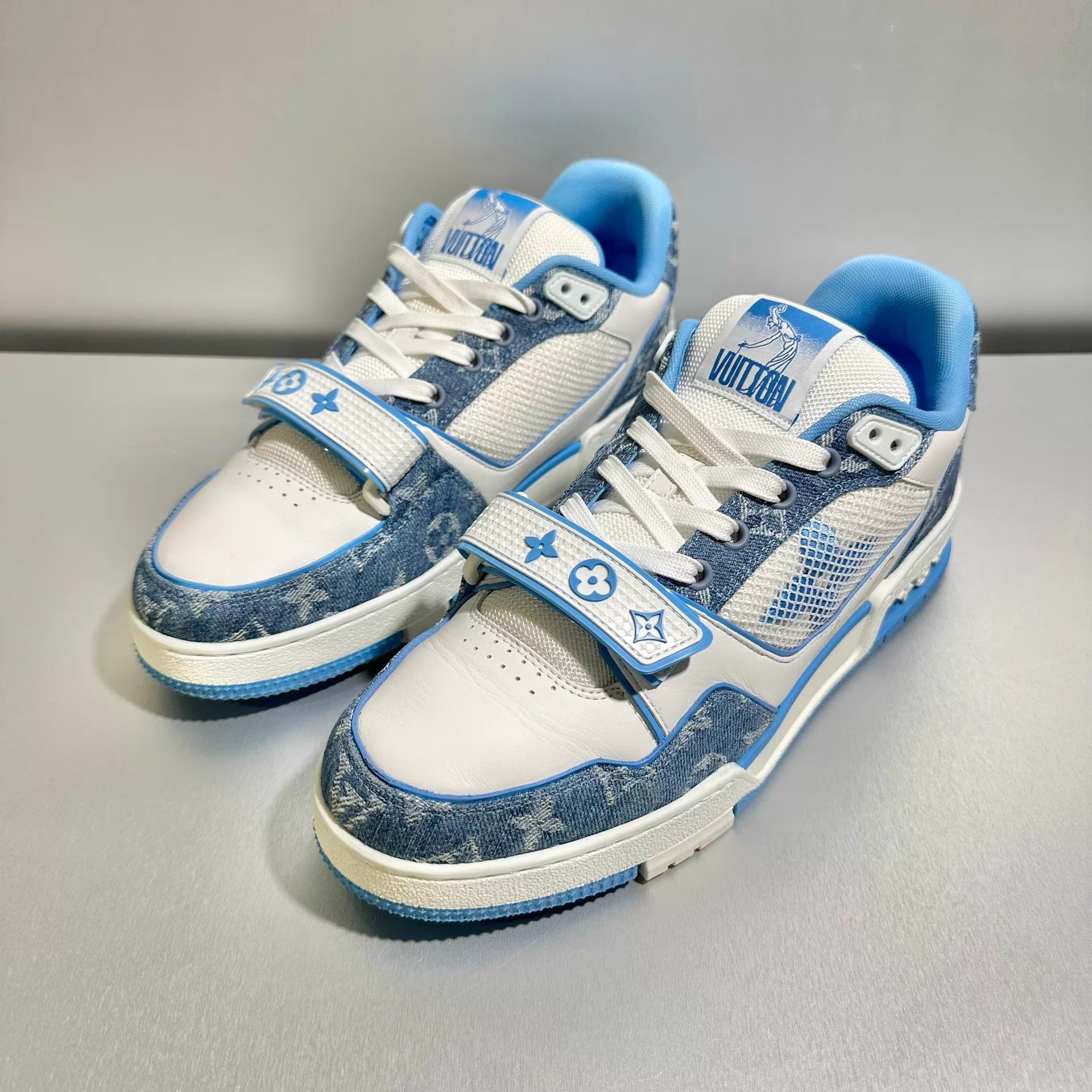Louis Vuitton LV Trainer White Blue Velcro 7/41 Mint Size US 8 / EU 41 - 1 Thumbnail