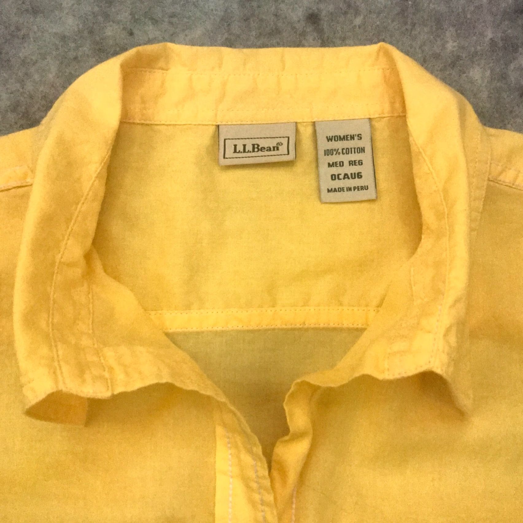 Vintage L.L. Bean Women's Button-Up Shirt Medium Yellow Long Sleeve Semi-Sheer V-Neck Casual Blouse Size M / US 6-8 / IT 42-44 - 3 Thumbnail