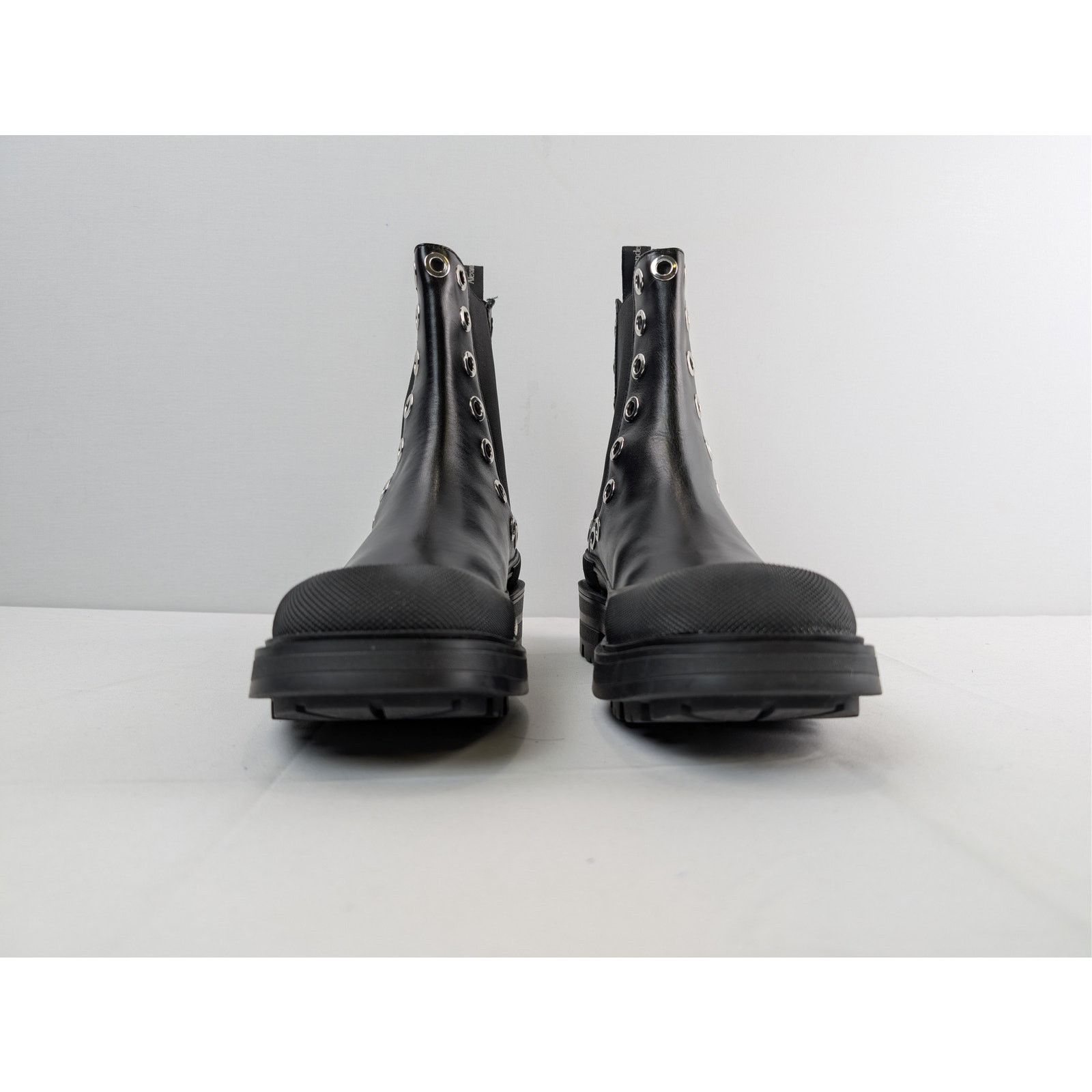 Alexander McQueen o1rshd1 Hardware Shoe Chelsea Boots in Black/Silver Size US 11 / EU 44 - 11 Thumbnail