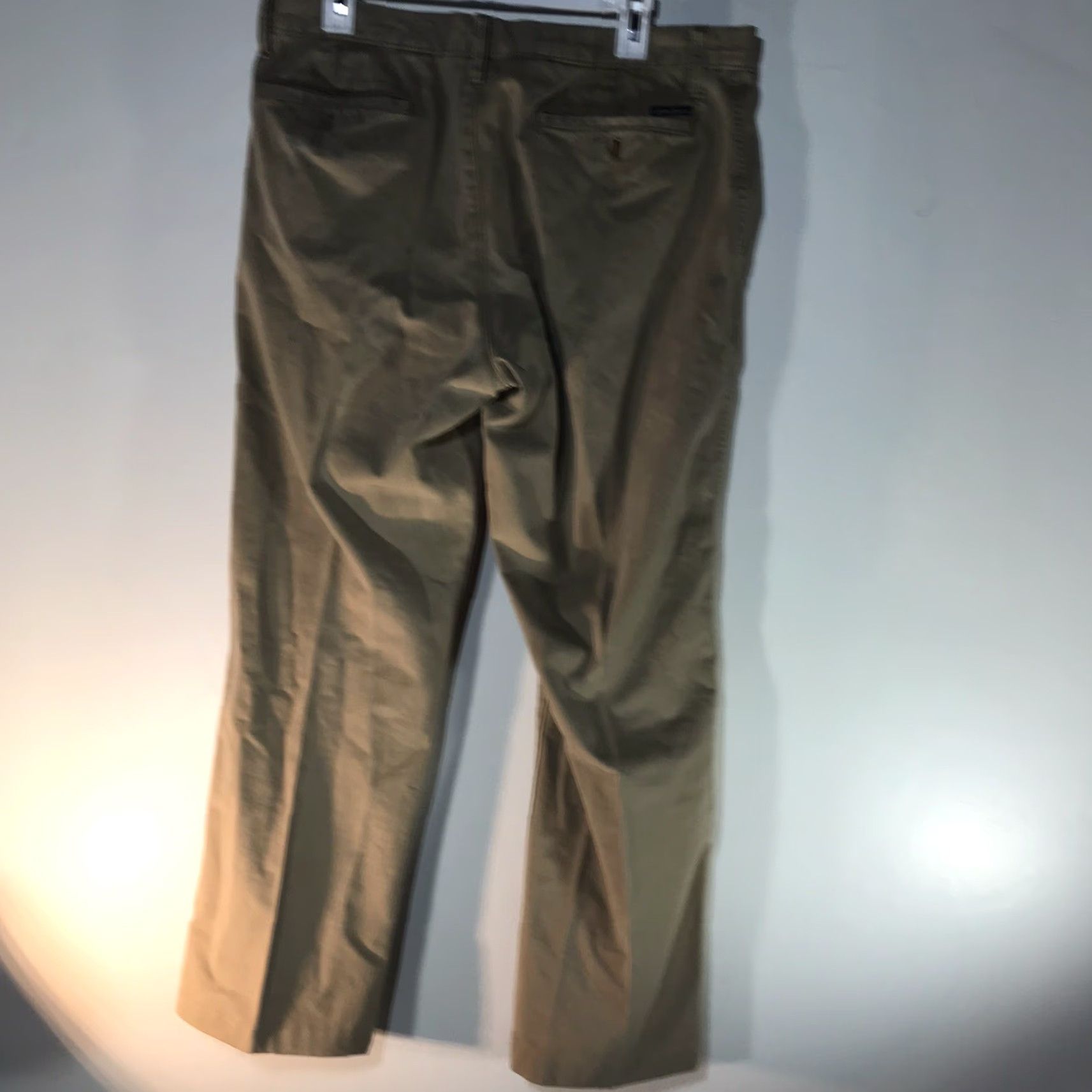 Eddie Bauer Eddie Bauer Classic Fit Khaki Pants Mens 35x29 Beige Casual Workwear Size US 35 - 2 Thumbnail