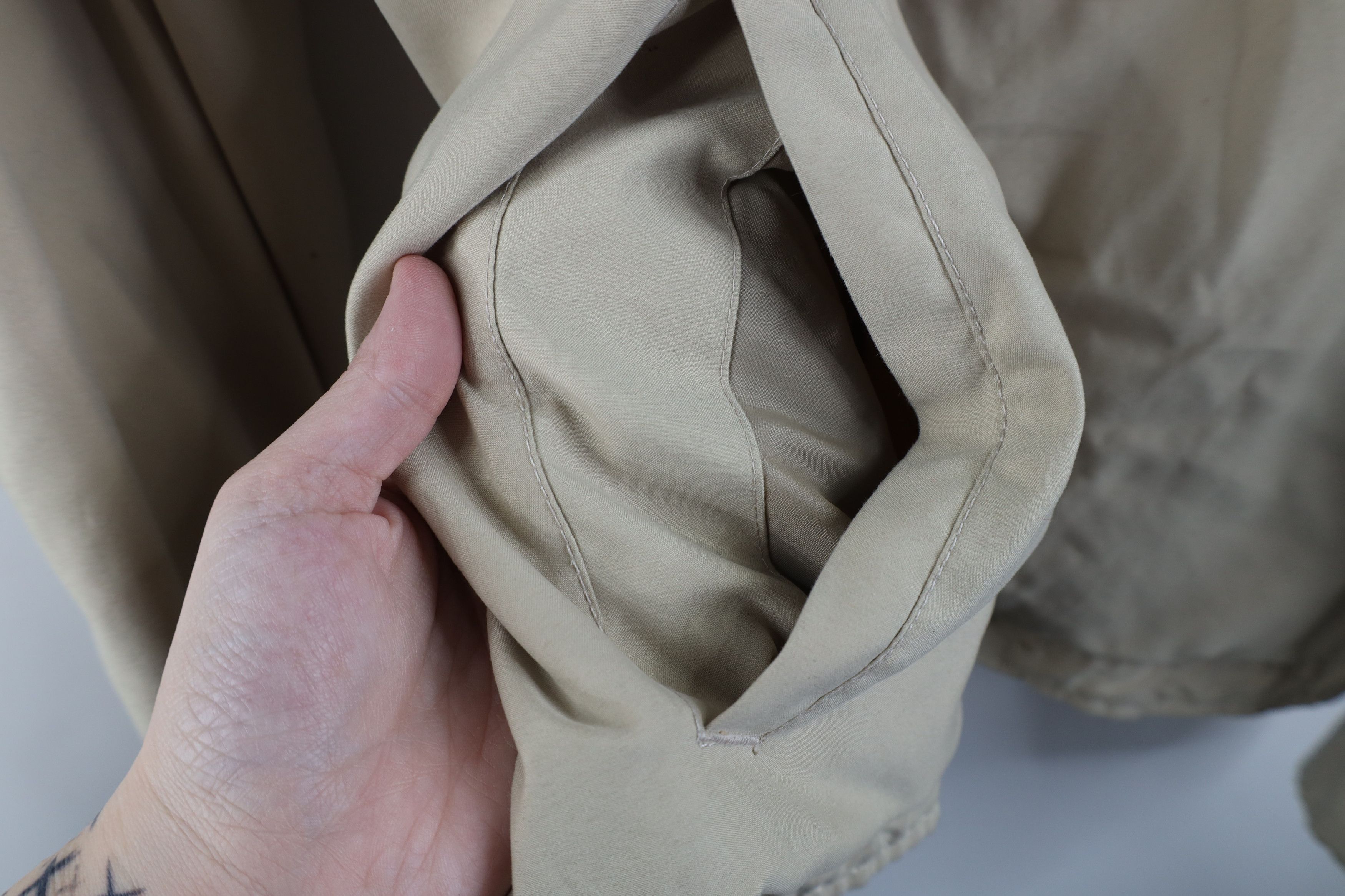 Tommy Hilfiger × Vintage Vintage 90s Tommy Hilfiger Microfiber Bomber Jacket Beige Size US L / EU 52-54 / 3 - 9 Thumbnail
