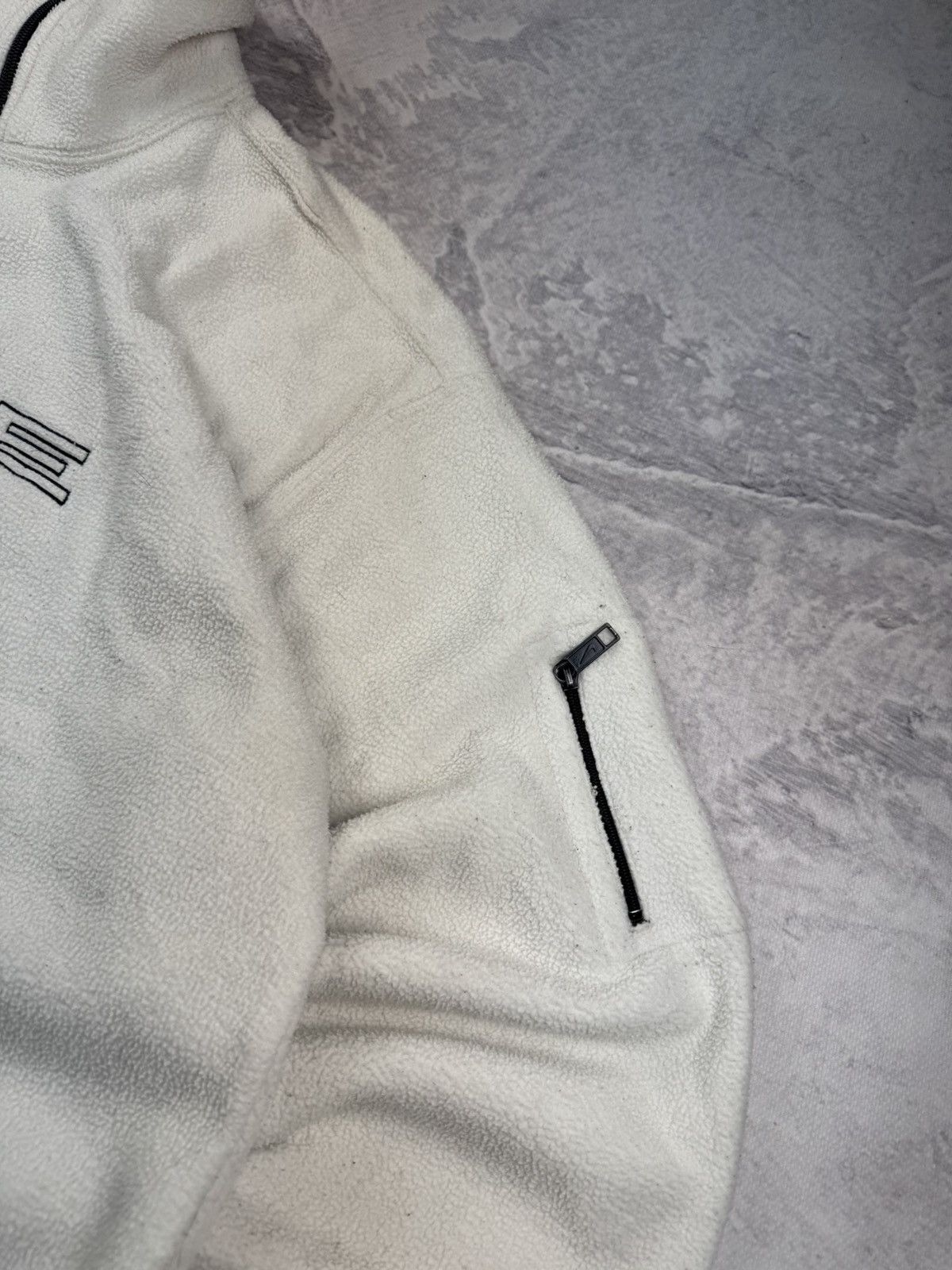 Nike × Vintage NIKE TEDDY FLEECE VINTAGE CENTER OVERSIZE BOXY SWEATSHIRT Size US L / EU 52-54 / 3 - 5 Thumbnail