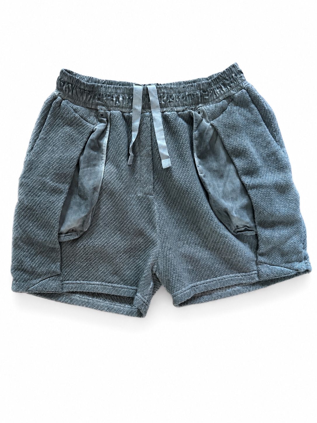 Silent By Damir Doma Silent by Damir Doma Cold-Dyed Utility Shorts Size US 32 / EU 48 - 1 Thumbnail