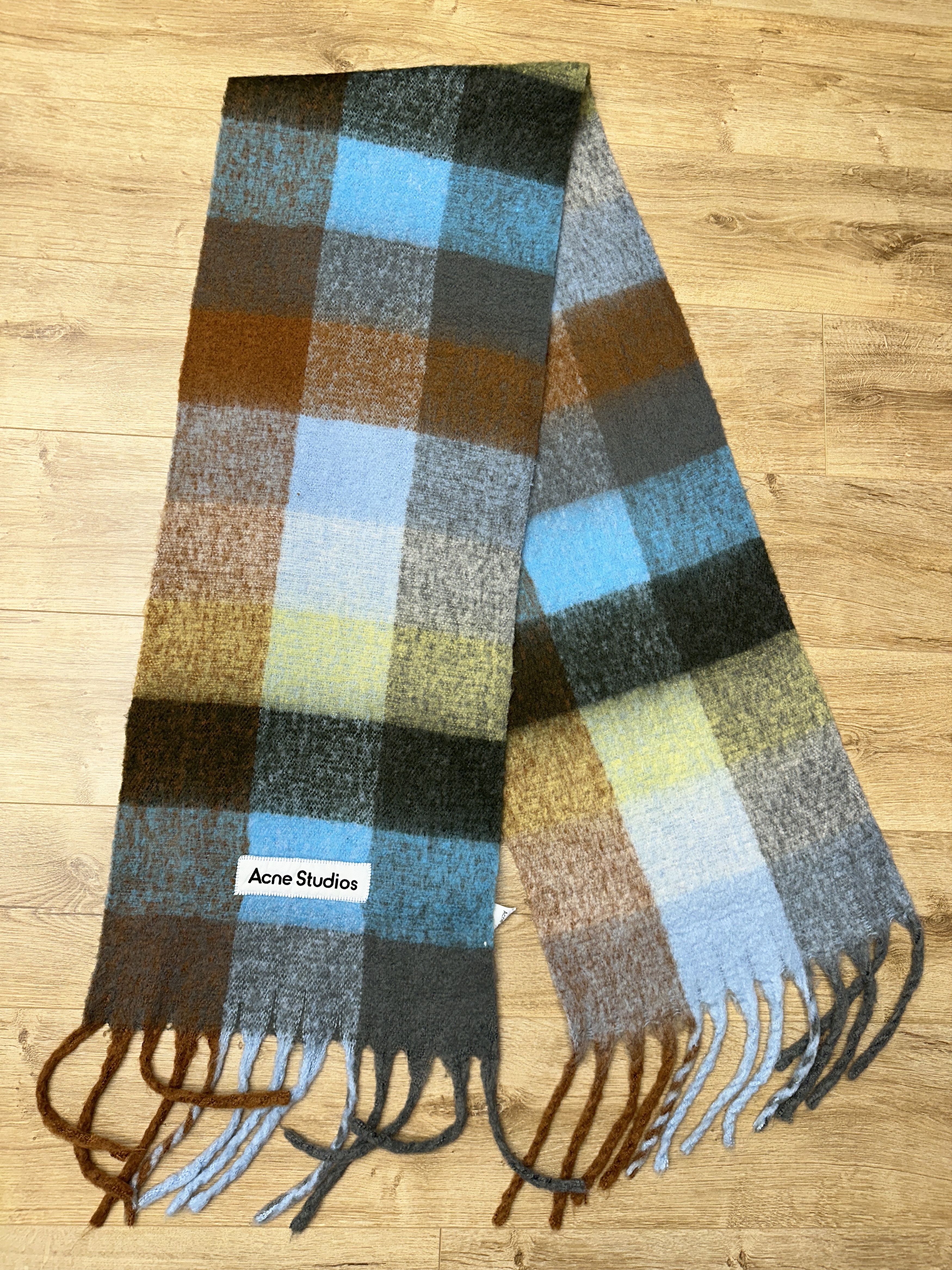 Acne Studios Acne Studios Mohair Wool Scarf Unisex Italy 250 X 35 Cm Size ONE SIZE - 8 Thumbnail