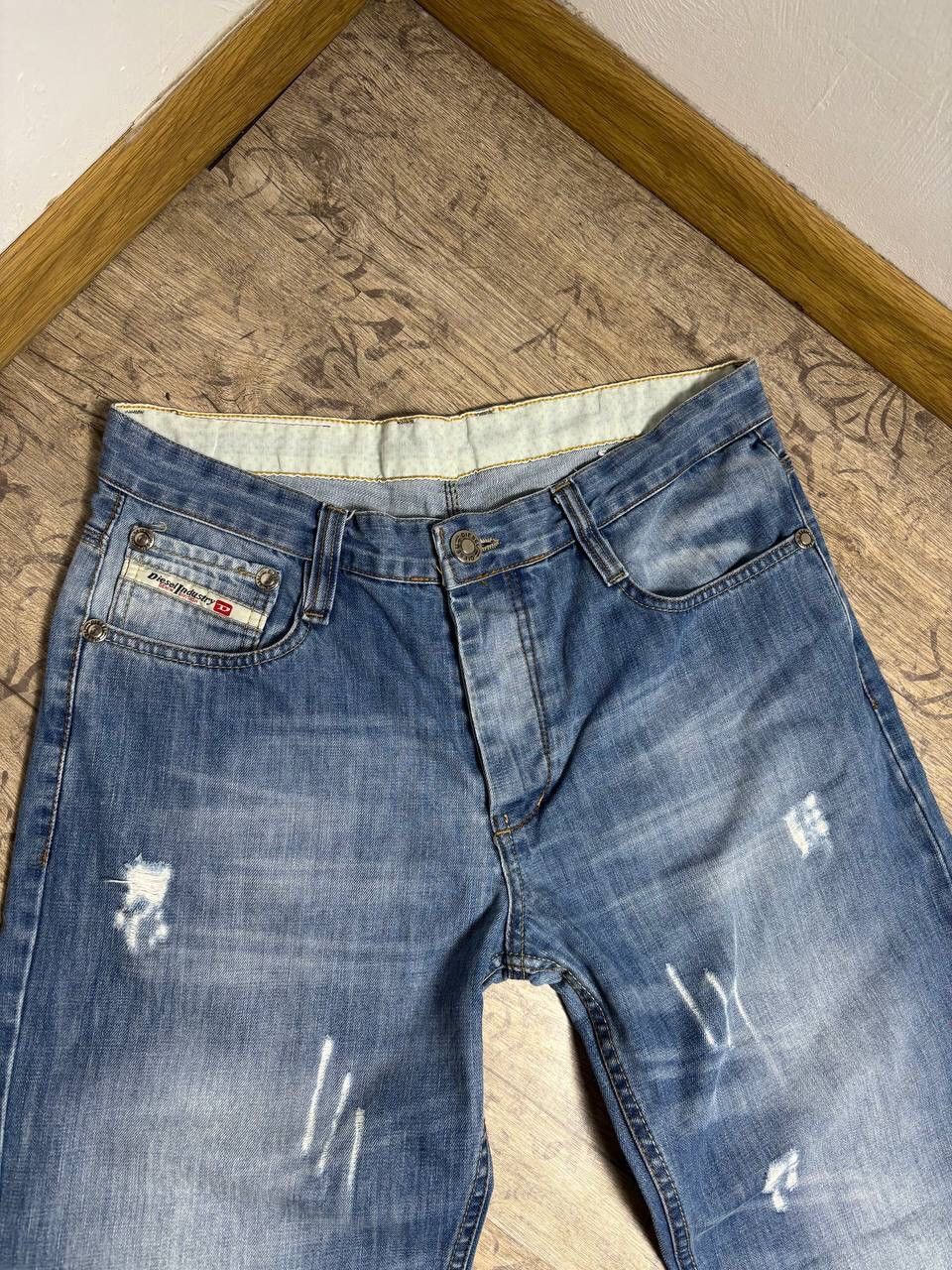 Diesel Vintage Diesel Baggy Thrashed Bootcut Denim jeans Size US 34 / EU 50 - 10 Thumbnail