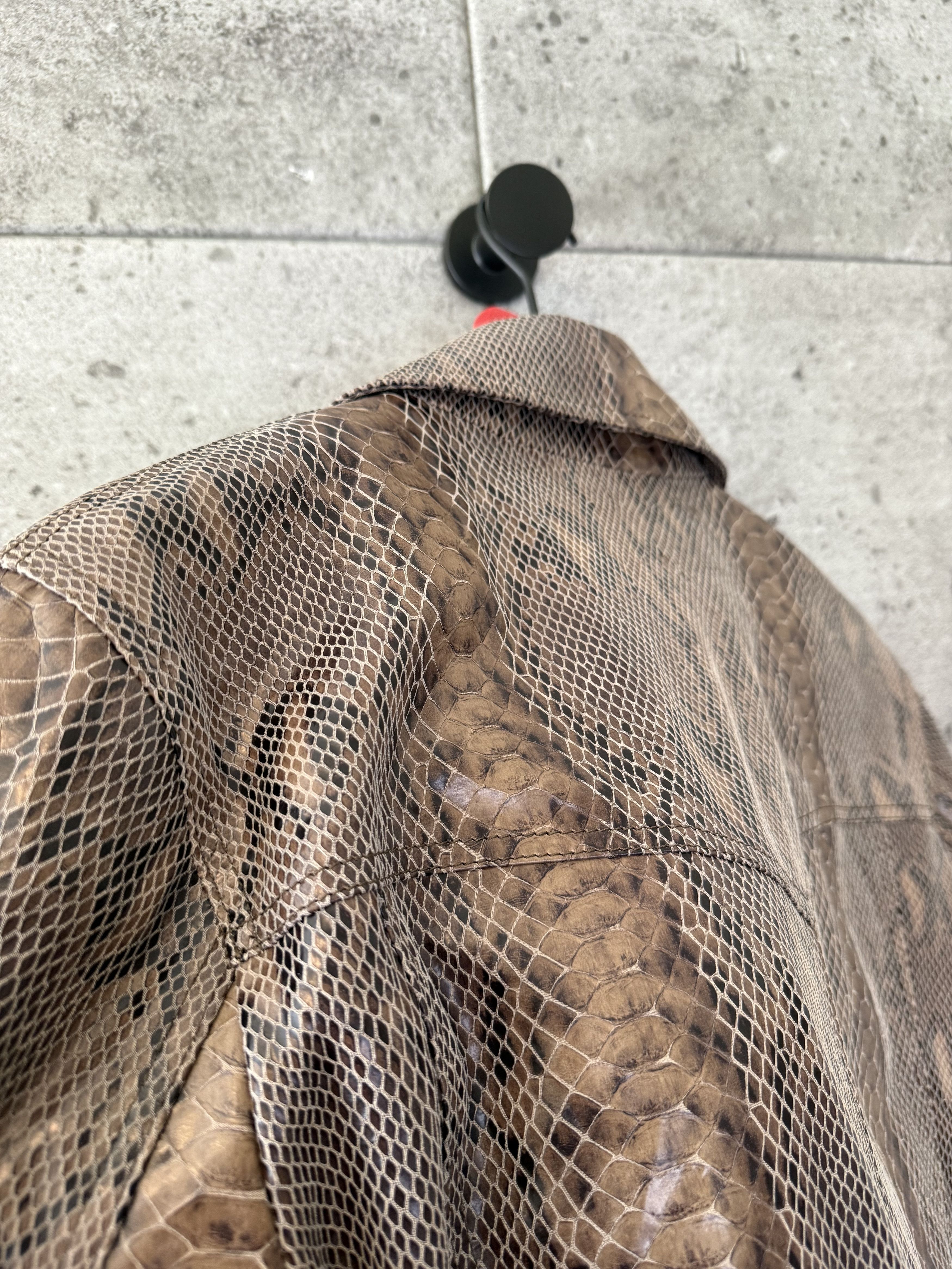Vintage Vintage 100 percent python skin snake skin biker jacket Size US L / EU 52-54 / 3 - 8 Thumbnail