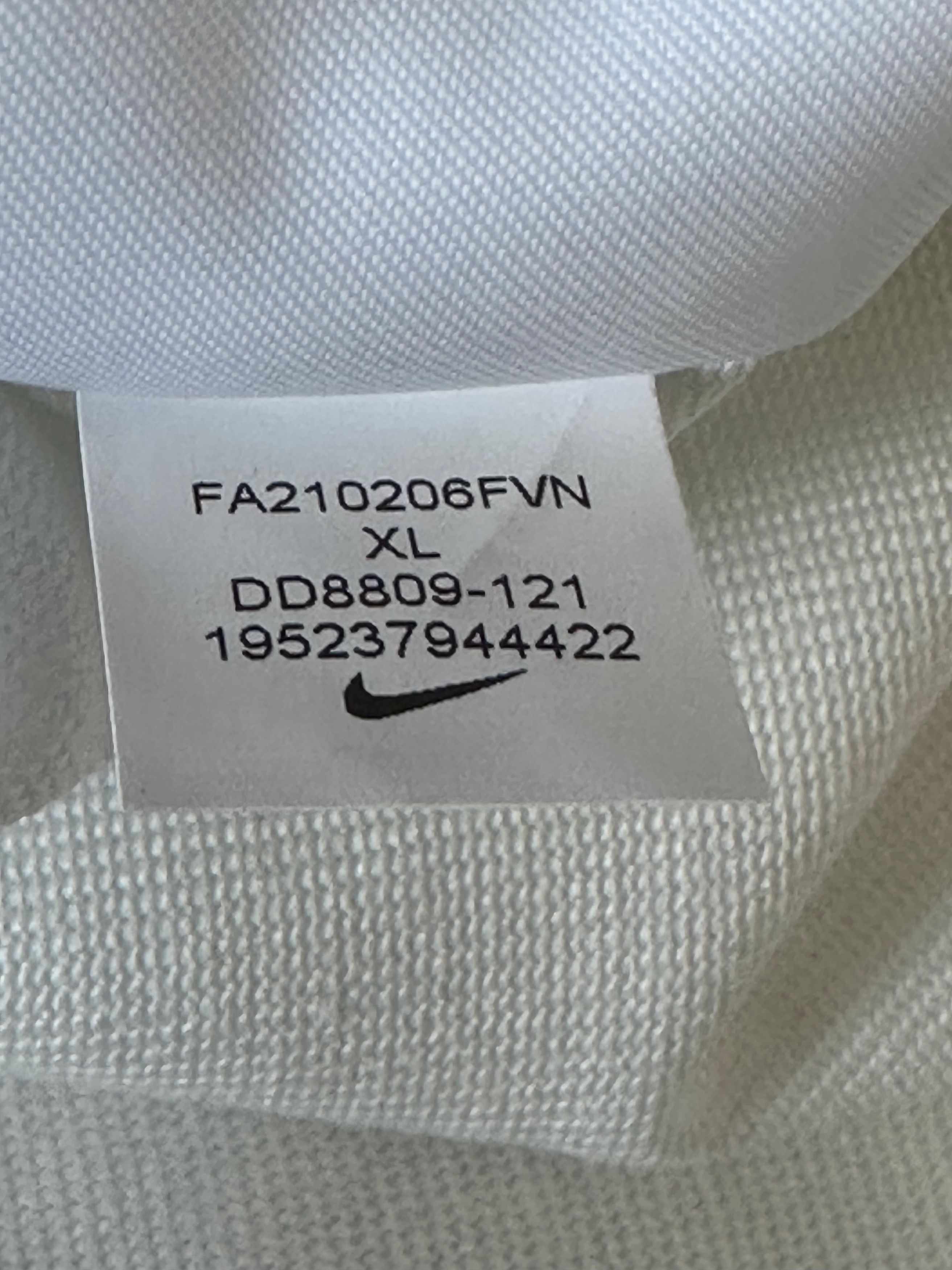 Nike ACG Nike ACG Logo Loose-fit T-Shirt - White - XL (NWT) Size US XL / EU 56 / 4 - 6 Thumbnail