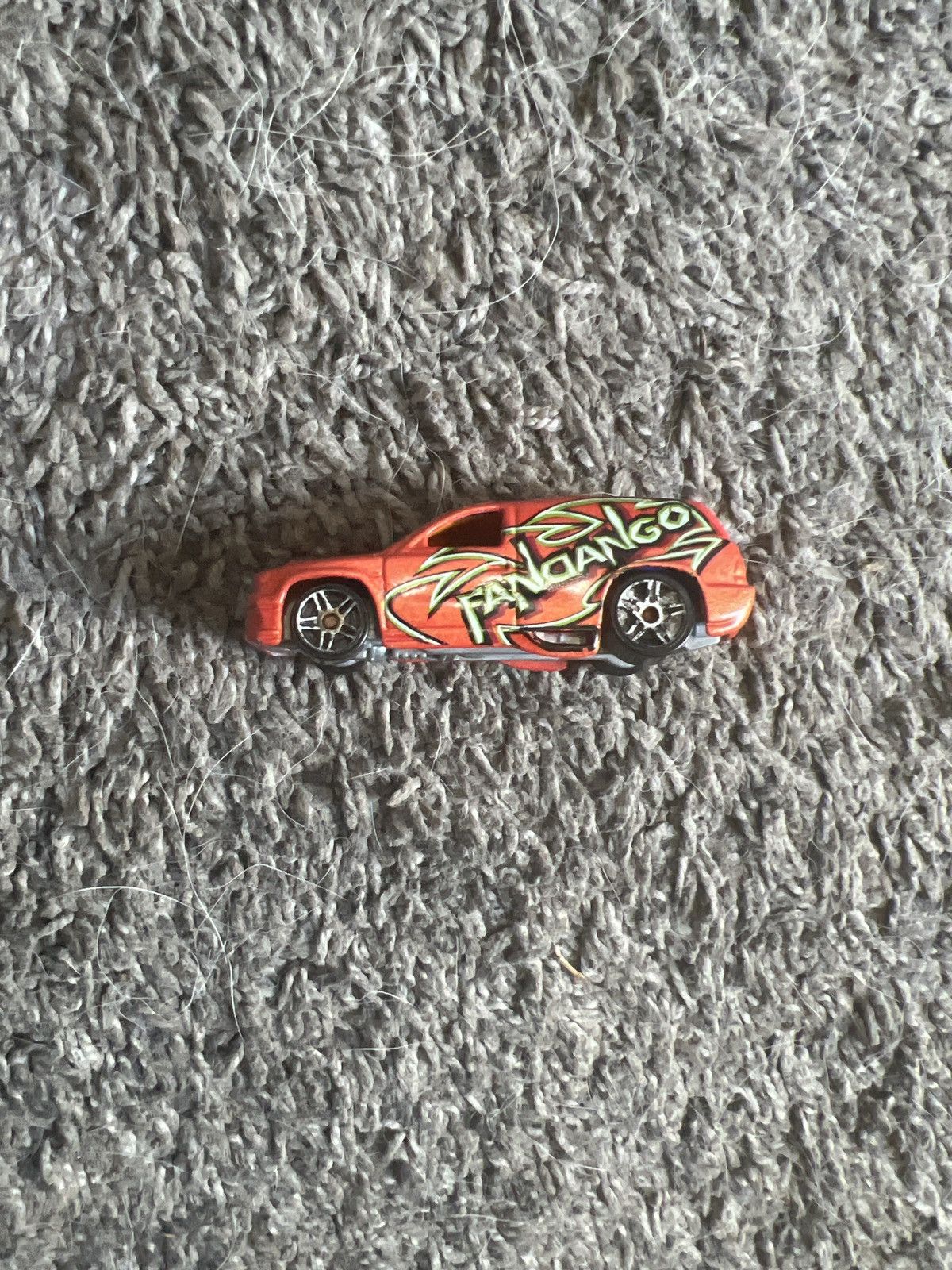 Vintage 2001 Hot Wheels Fandango Size ONE SIZE - 4 Thumbnail