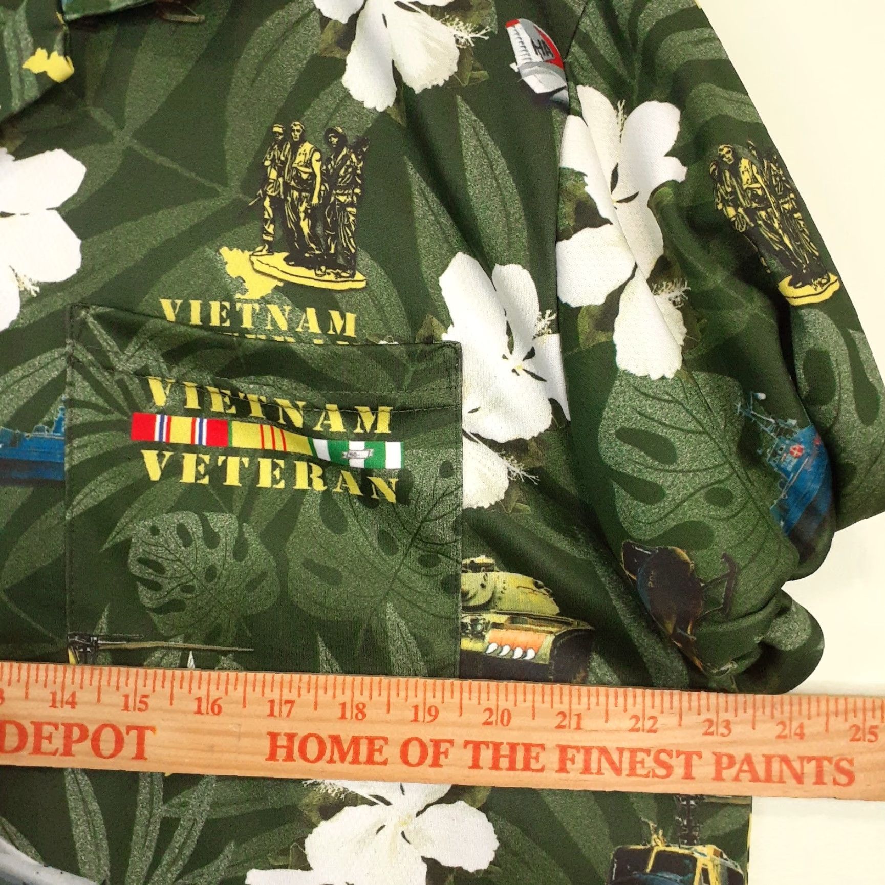 Vintage VINTAGE Vietnam Veteran Short Sleeve Hawaiian Shirt Button Up Mens Large Made In USA Size US L / EU 52-54 / 3 - 7 Thumbnail