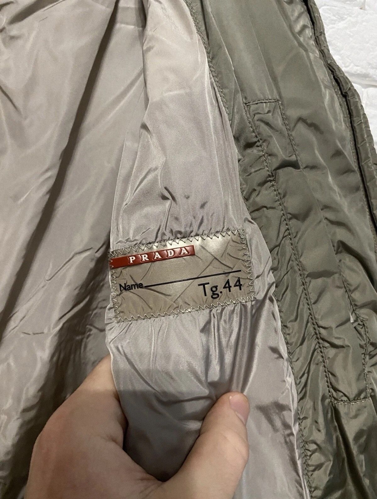 Prada Vintage Nylon Prada Ski Puffer Jacket Red Tab Sz M Size US M / EU 48-50 / 2 - 4 Thumbnail