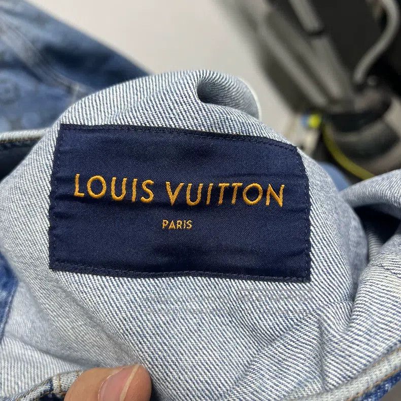 Louis Vuitton Louis Vuitton Gradient presbyopic denim jacket Size US M / EU 48-50 / 2 - 3 Thumbnail
