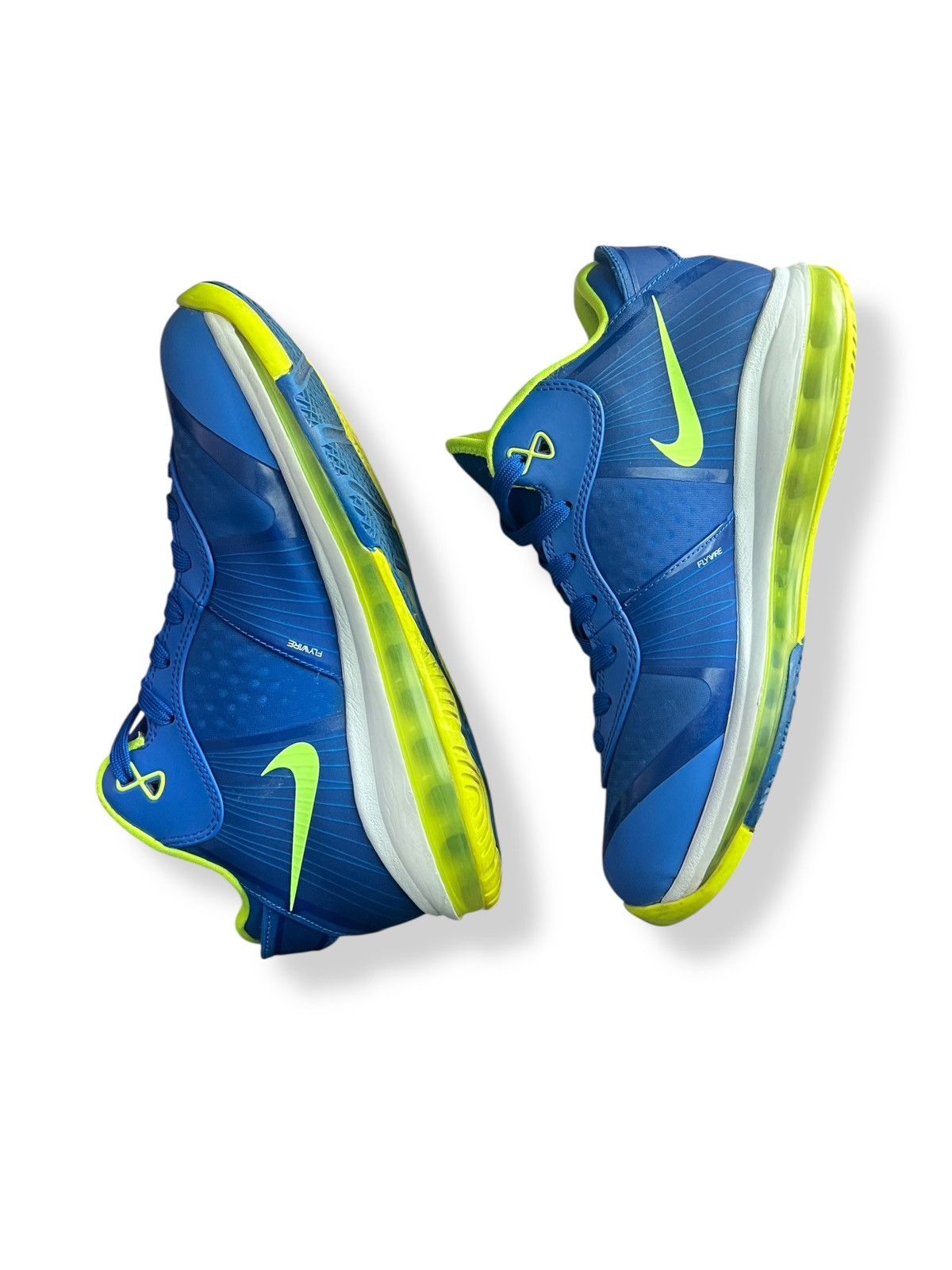 Nike 2011 Nike LeBron 8 v2 Low - Sprite - Size 8.5 Size US 8.5 / EU 41-42 - 3 Thumbnail