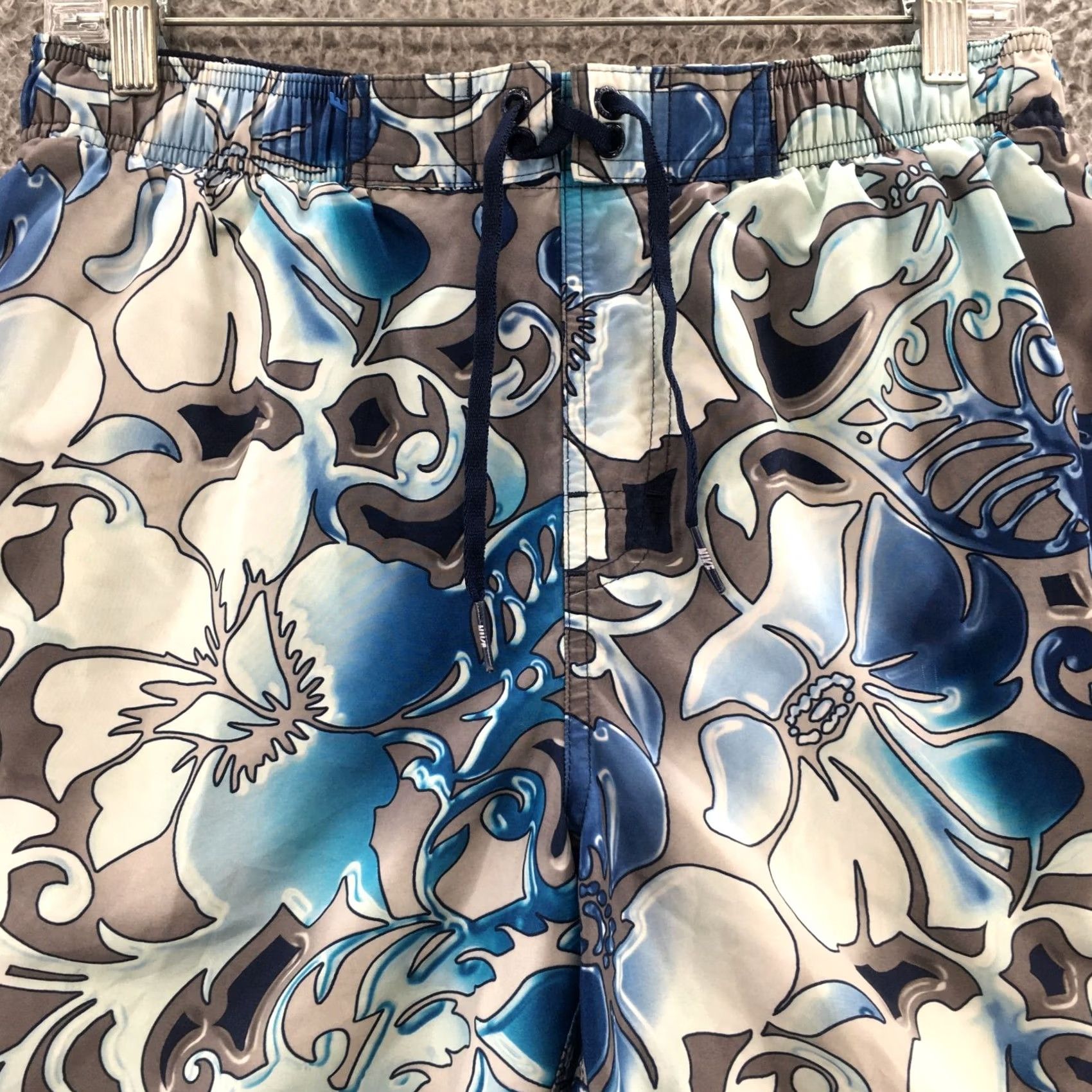 Nike Nike Board Shorts Mens Medium Multicolor Floral Print Drawstring Size US 31 - 2 Thumbnail