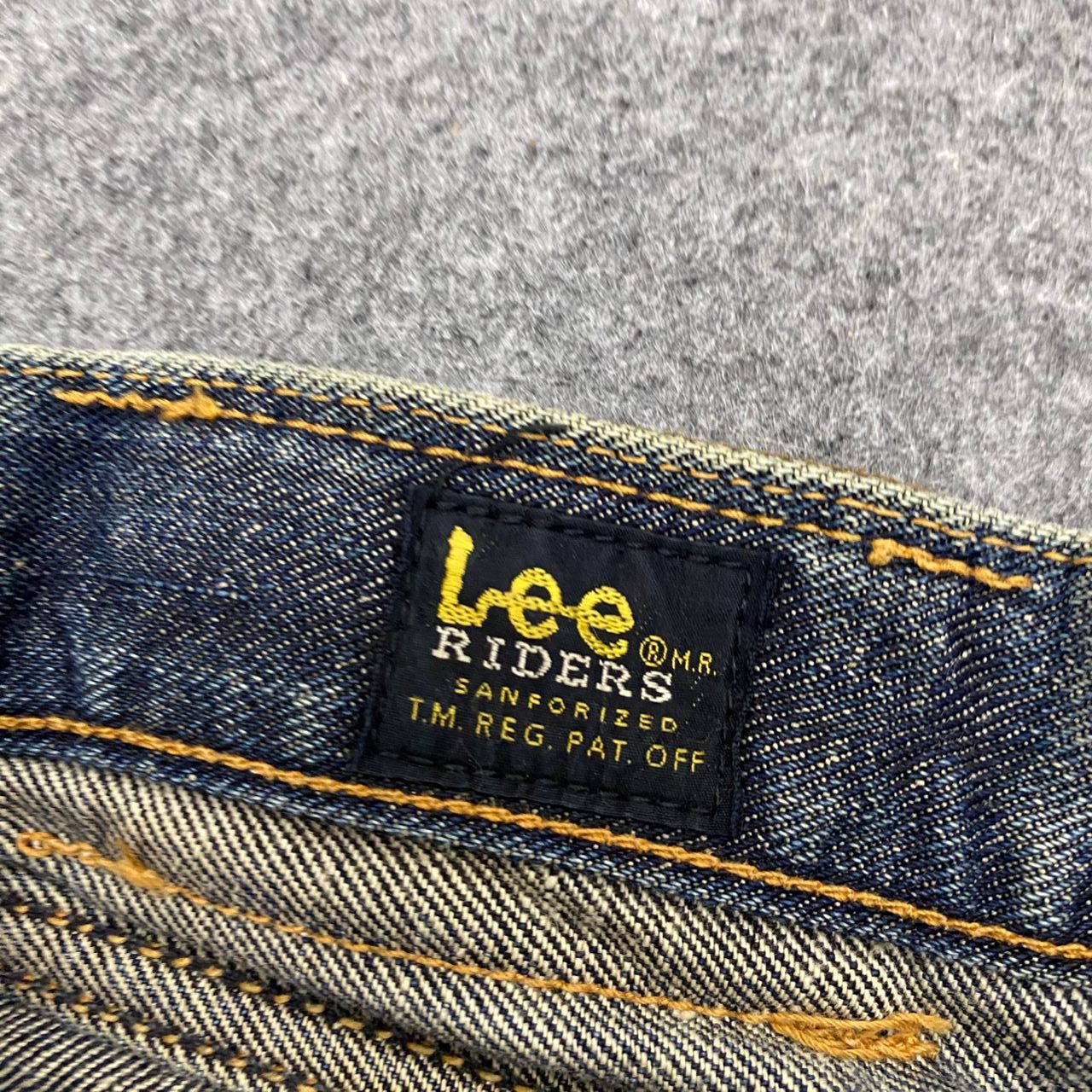 Lee 💥Flare💥Vintage Lee Riders Distressed Denim Size US 31 - 15 Thumbnail