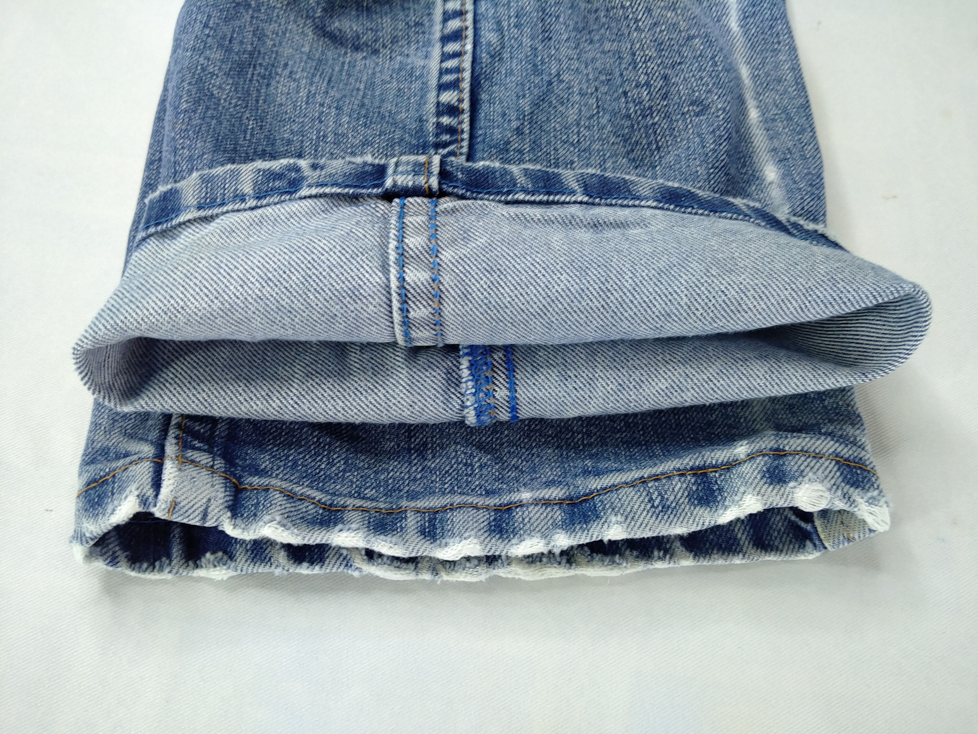 Wrangler Wrangler Distressed Denim 30 x 33 -JN497 Size US 30 / EU 46 - 14 Thumbnail