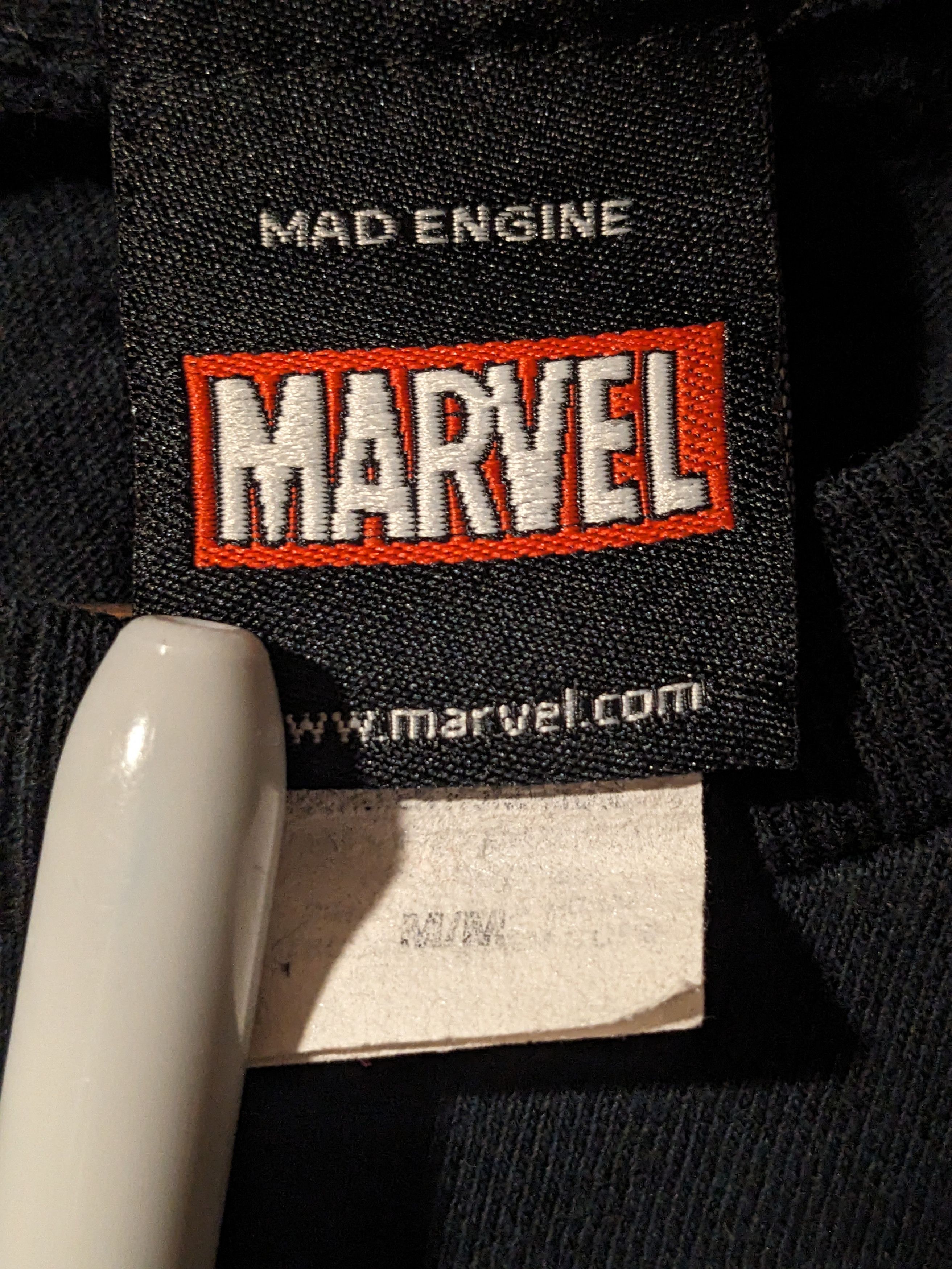 Mad Engine × Marvel Comics × Vintage Vintage 2011 Marvel Mad Engine Comic Book Avenger T-Shirt Size US M / EU 48-50 / 2 - 3 Thumbnail