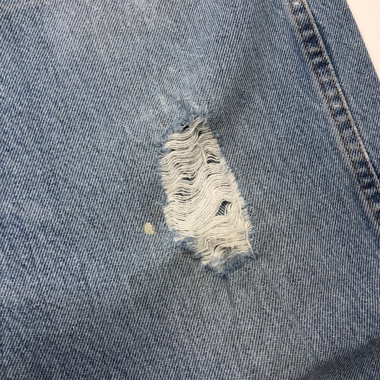 Rustler Rustler Light Wash Distressed Denim Jeans Pants Size 32x30 Size US 32 / EU 48 - 4 Thumbnail