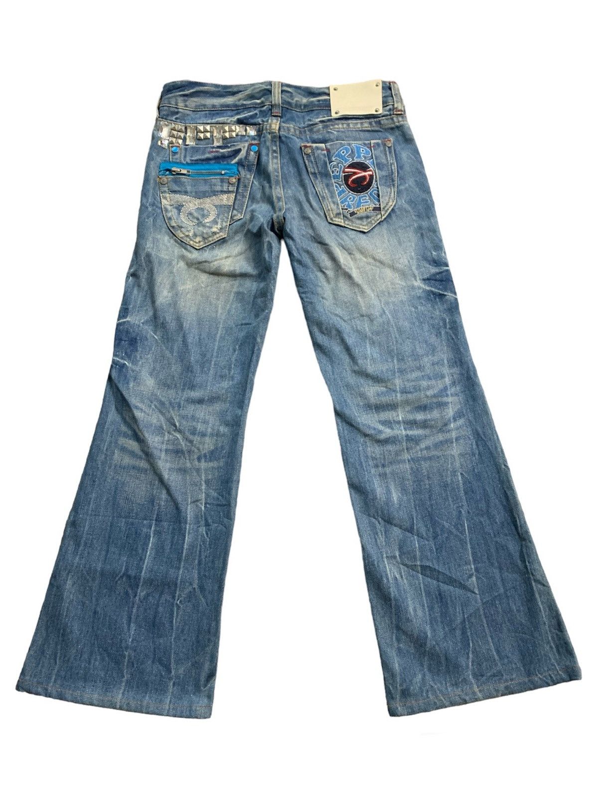 Other FLARED RED PEPPER STUDDED LOW RISE WOMEN JEANS Size US 31 - 1 Thumbnail