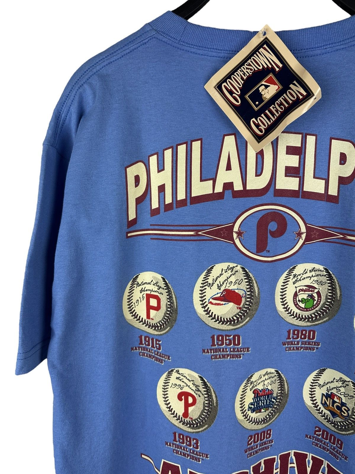 Majestic NWT🏷️ Philadelphia Phillies MLB Archive T-Shirt Cooperstown Size US M / EU 48-50 / 2 - 2 Thumbnail