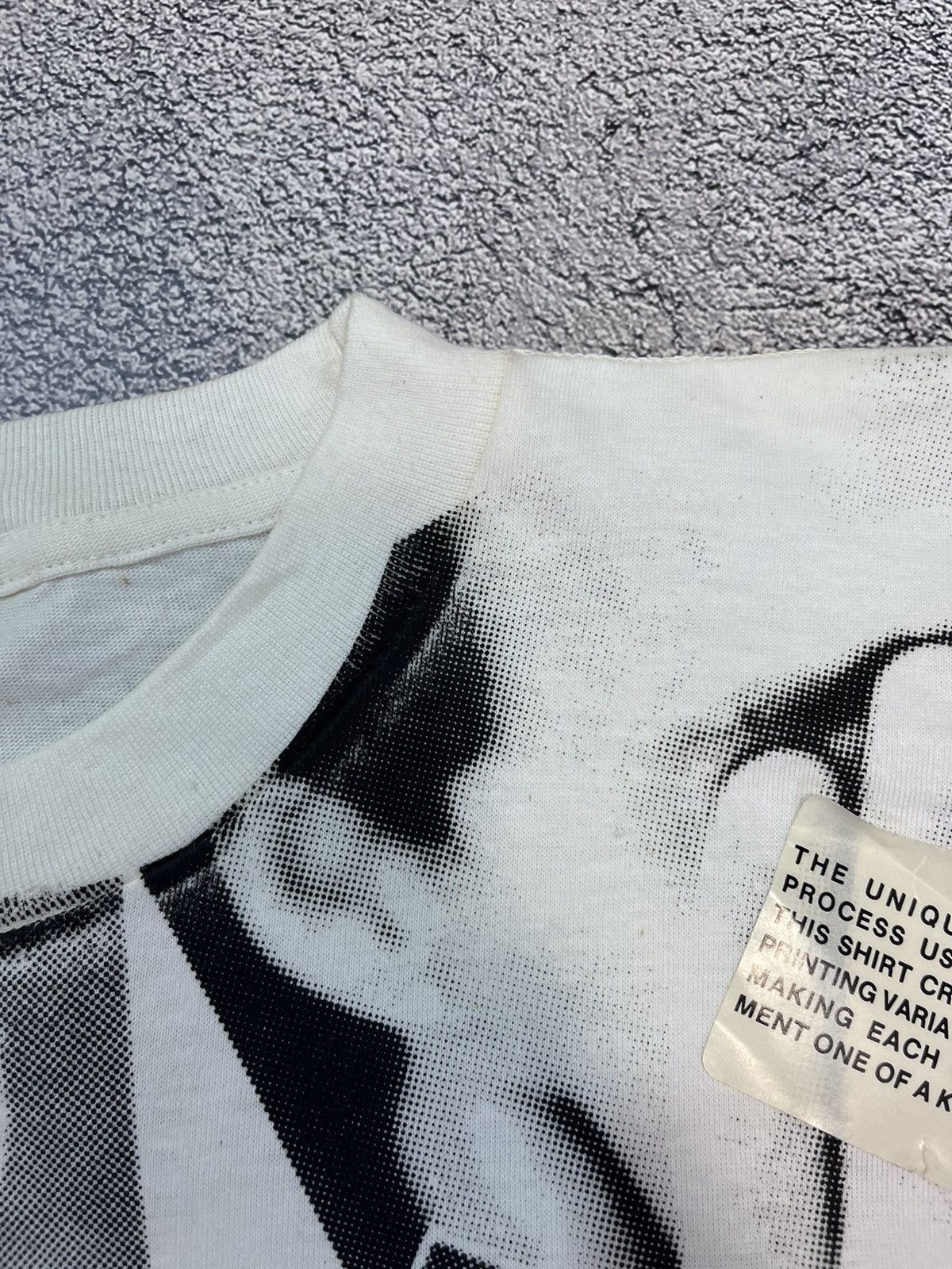 Band Tees Go West Indian Summer 1992 Band T-Shirt Size L USA VTG EMI Size US L / EU 52-54 / 3 - 18 Thumbnail